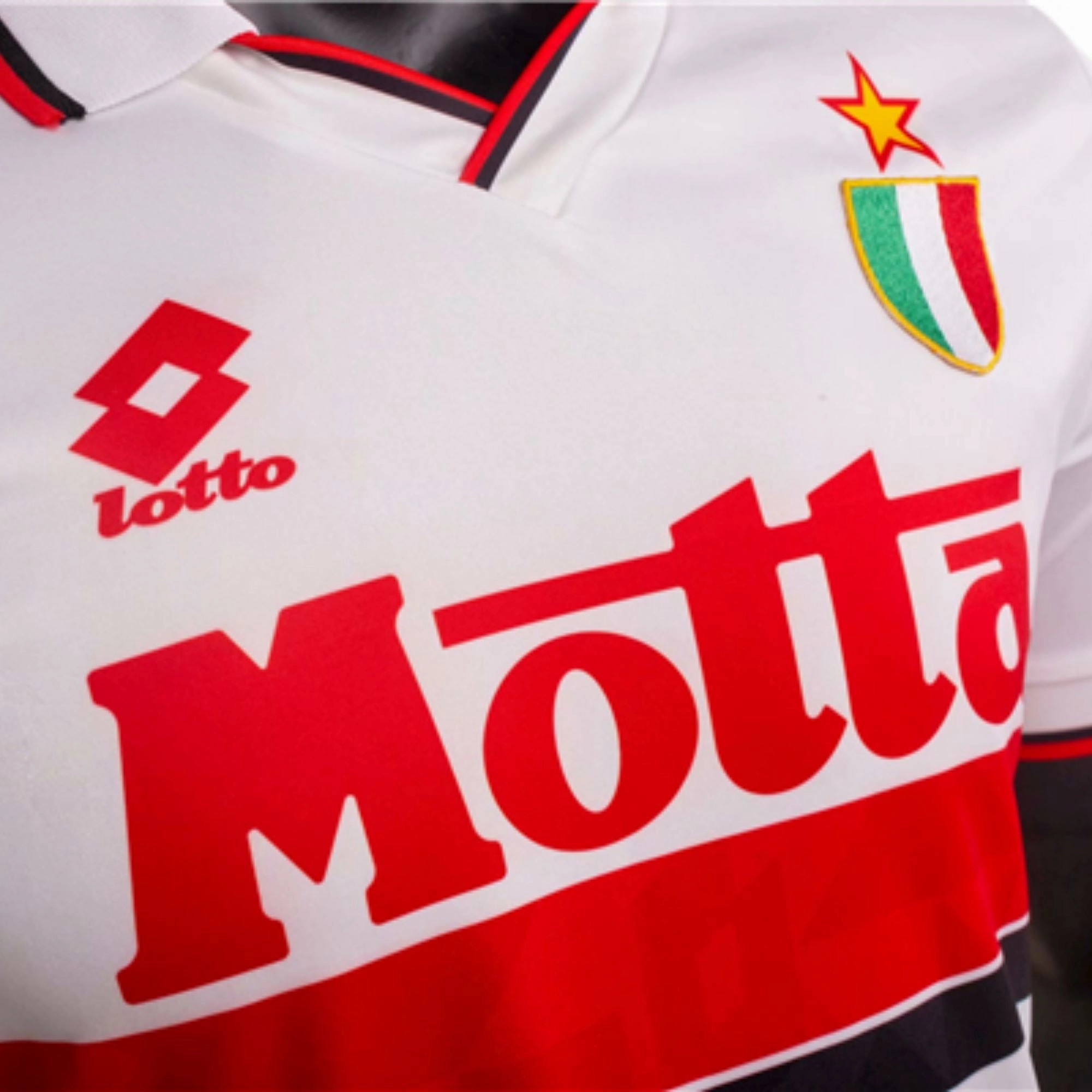 Hybrid Ply Construction 1993/94 AC Milan Away Jersey