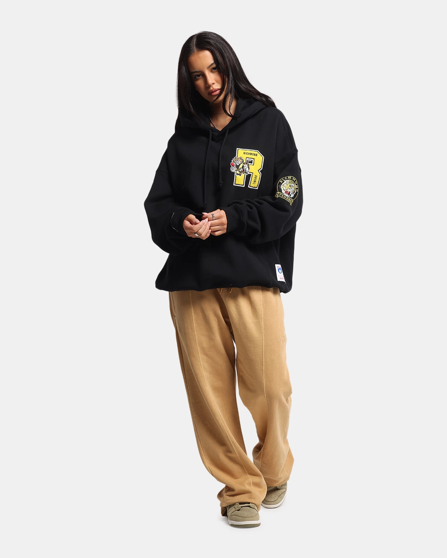 Checkered Mitchell & Ness Richmond Tigers Team Hoodie Solid Black