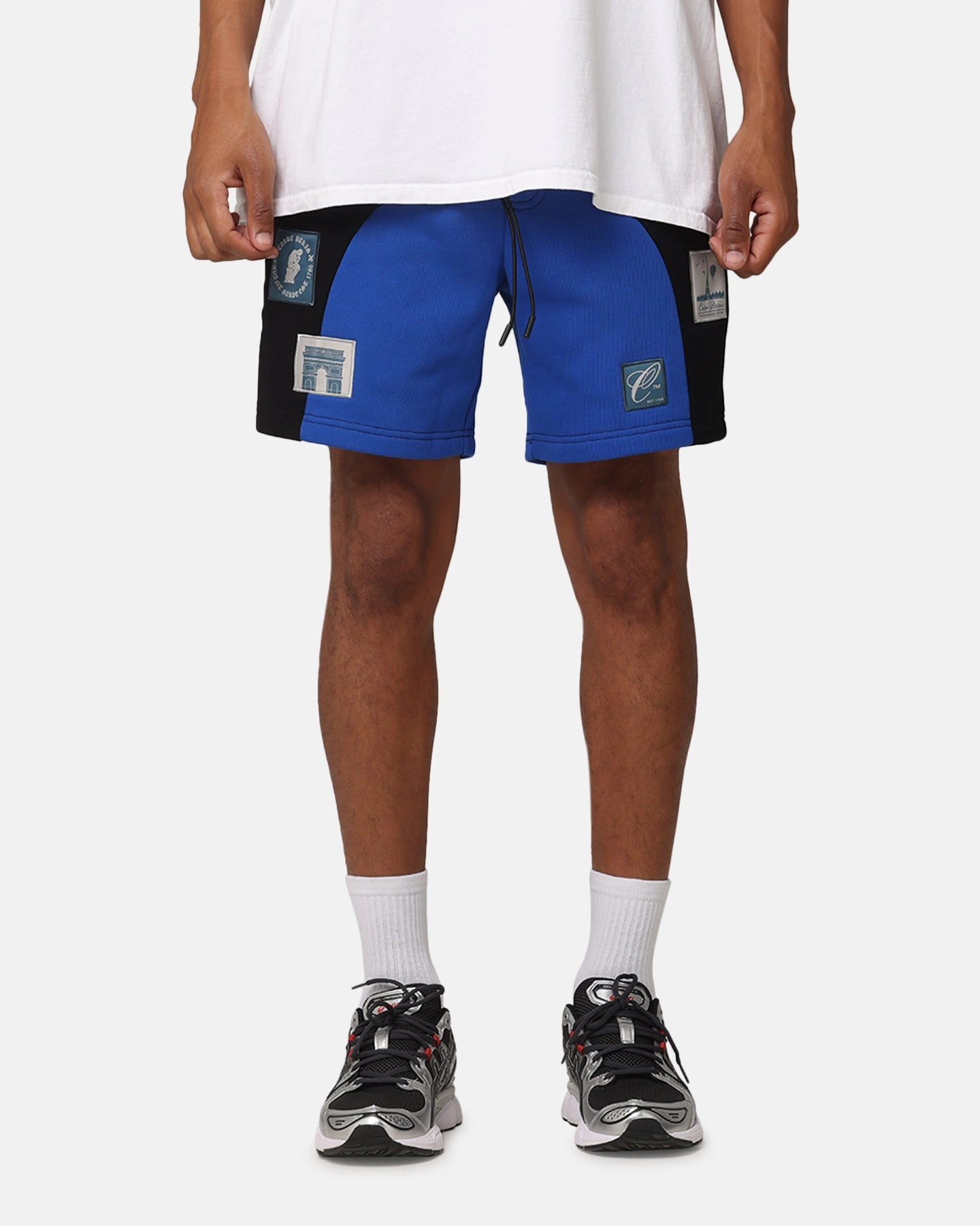 Fastening Closure Reinforced Hemlines Carre Avant Panel Shorts Black/Royal