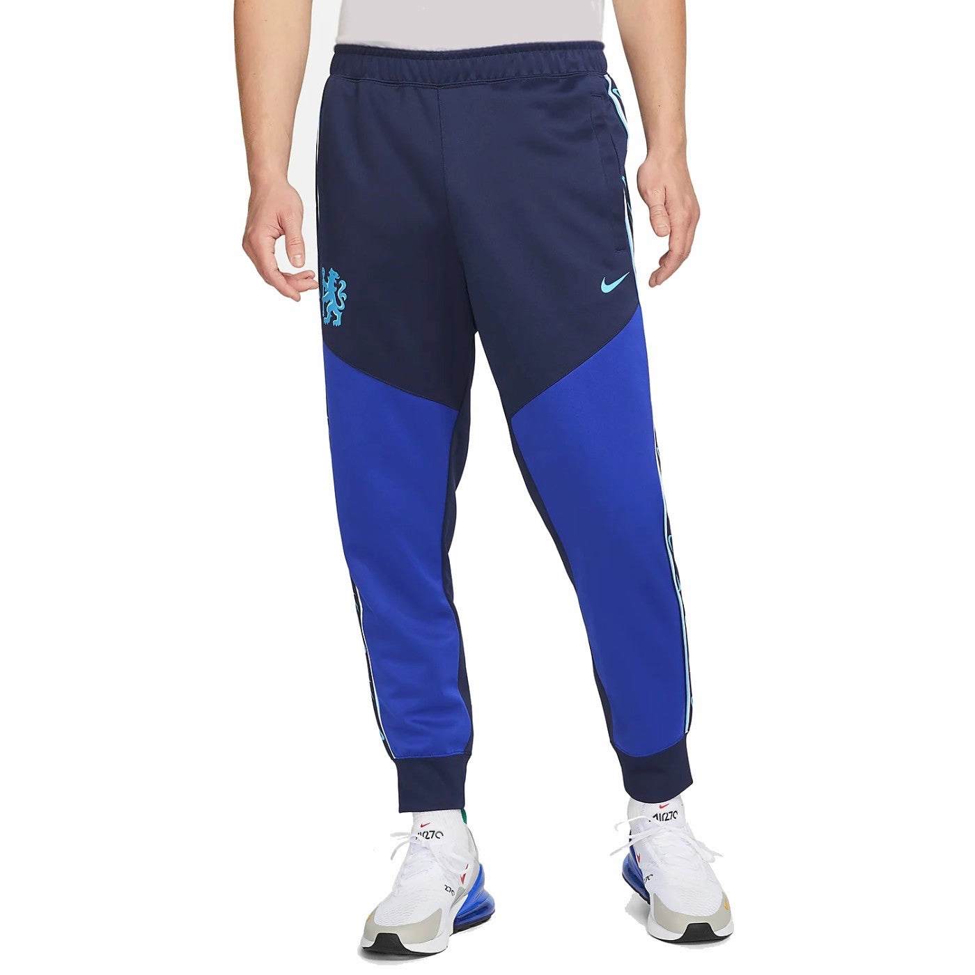 Chelsea FC Fanwear presentation tracksuit 2023 - Nike Preppy cyclist
