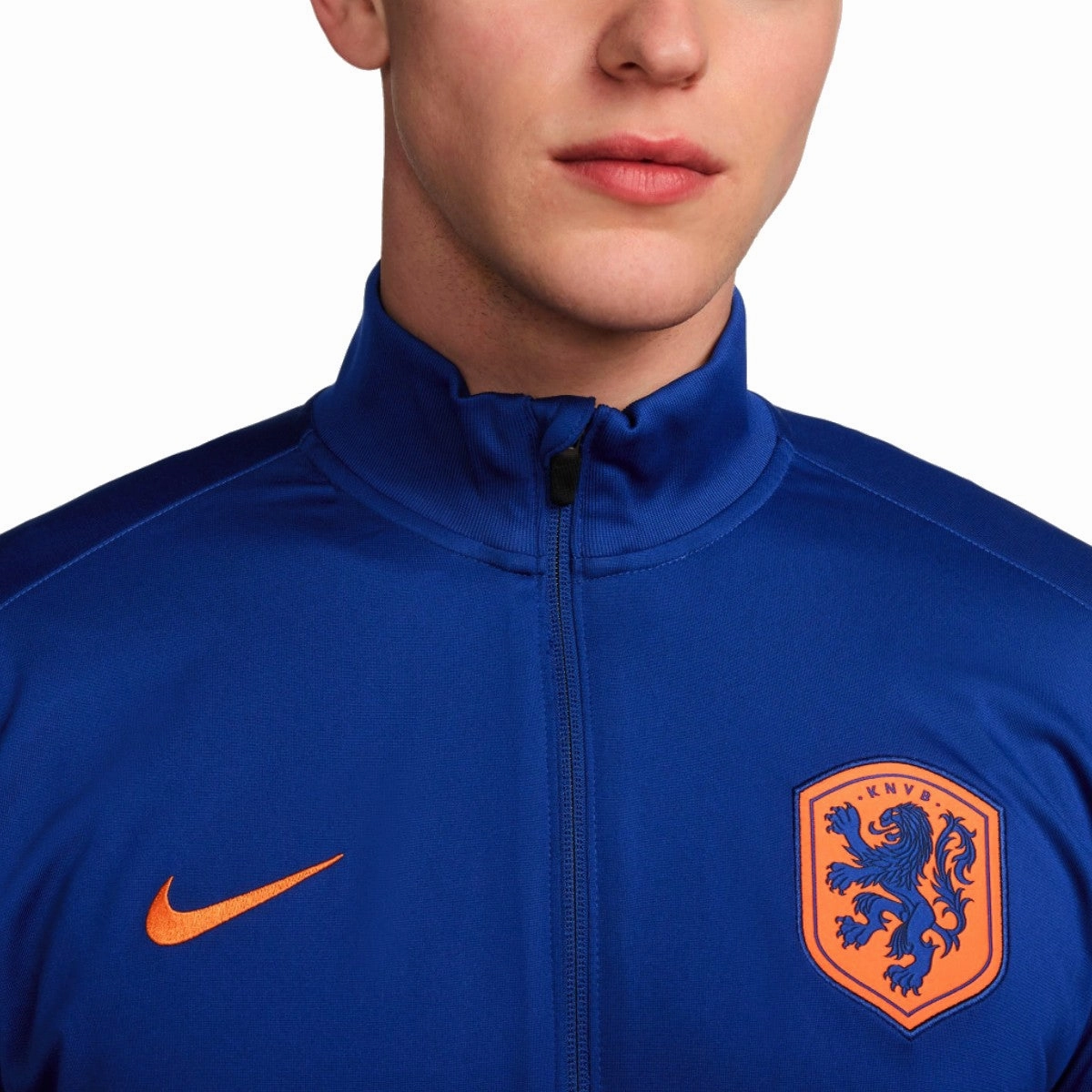 Hygienic Hydration Pocket Design Netherlands training presentation Soccer tracksuit 2024/25 - Nike