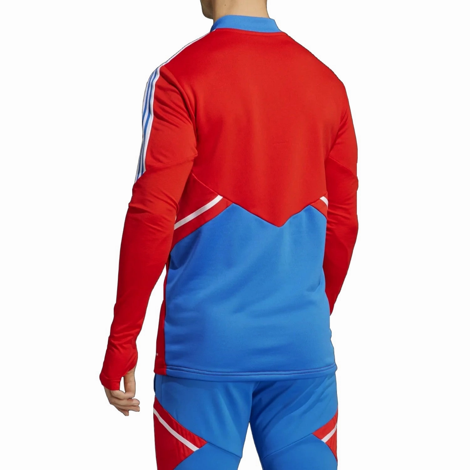 Bayern Munich Soccer training technical tracksuit 2023 - Adidas trade show venue AirflowChannels