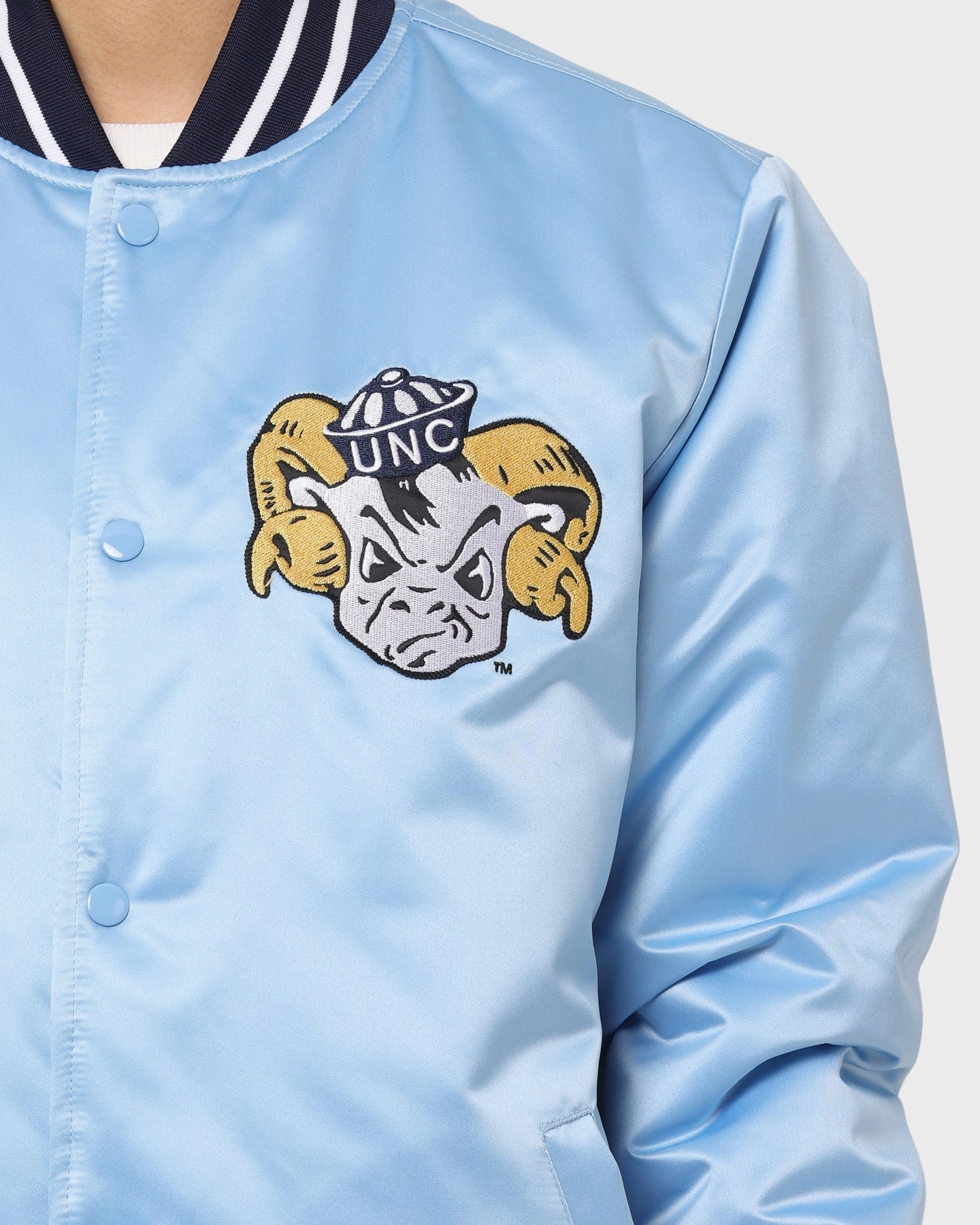 Mindfulness Sleek Jacket Mitchell & Ness University Of North Carolina Tar Heels Heavyweight Satin Jacket Light Blue