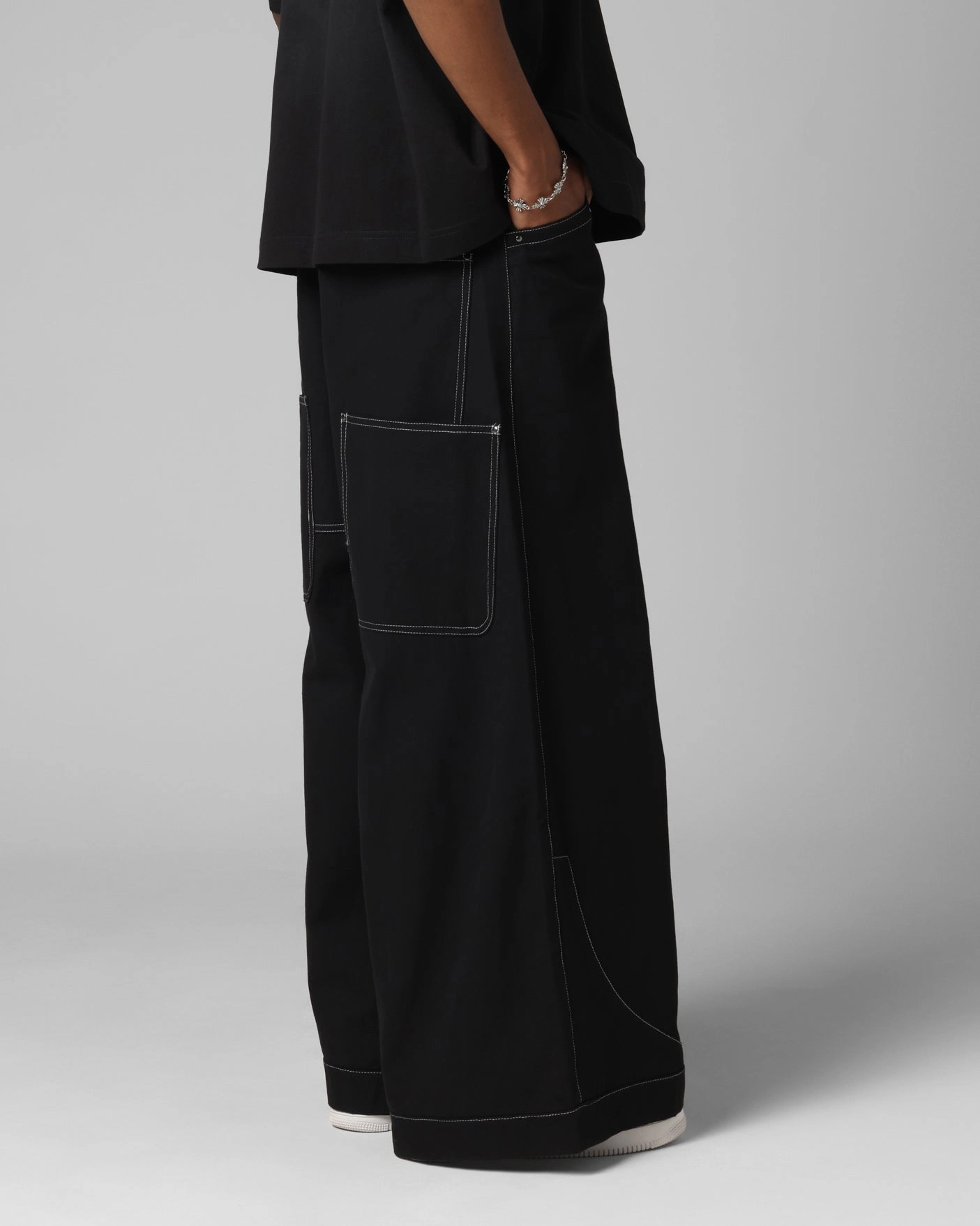 All Day Use Adjustable Closure Loiter F-22 Raver Jeans Black