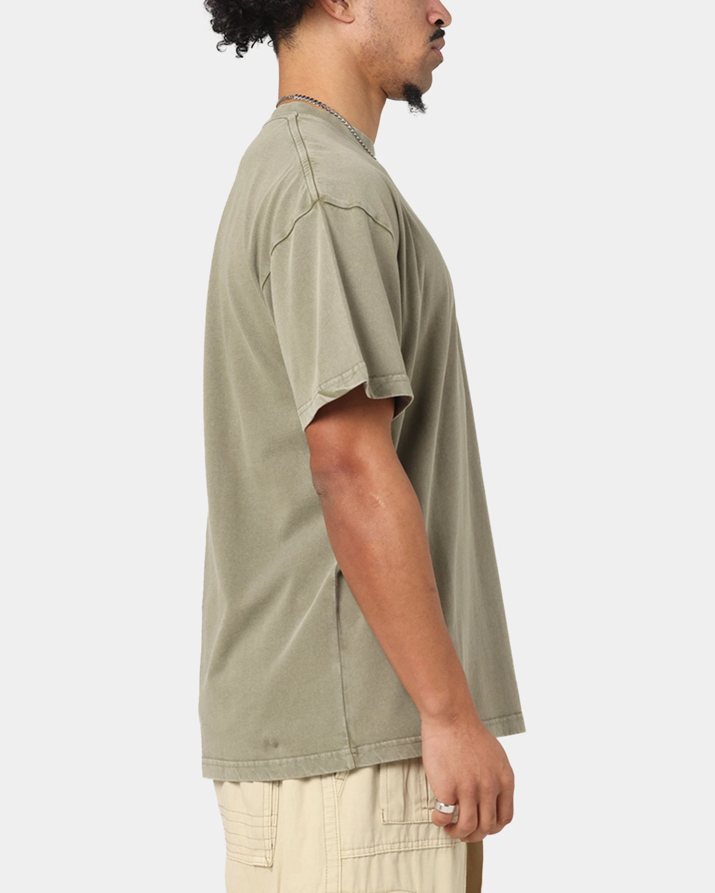 Culture Kings Standard Drop Shoulder T-Shirt Vintage Khaki Casual Look Wear Elegant Detail