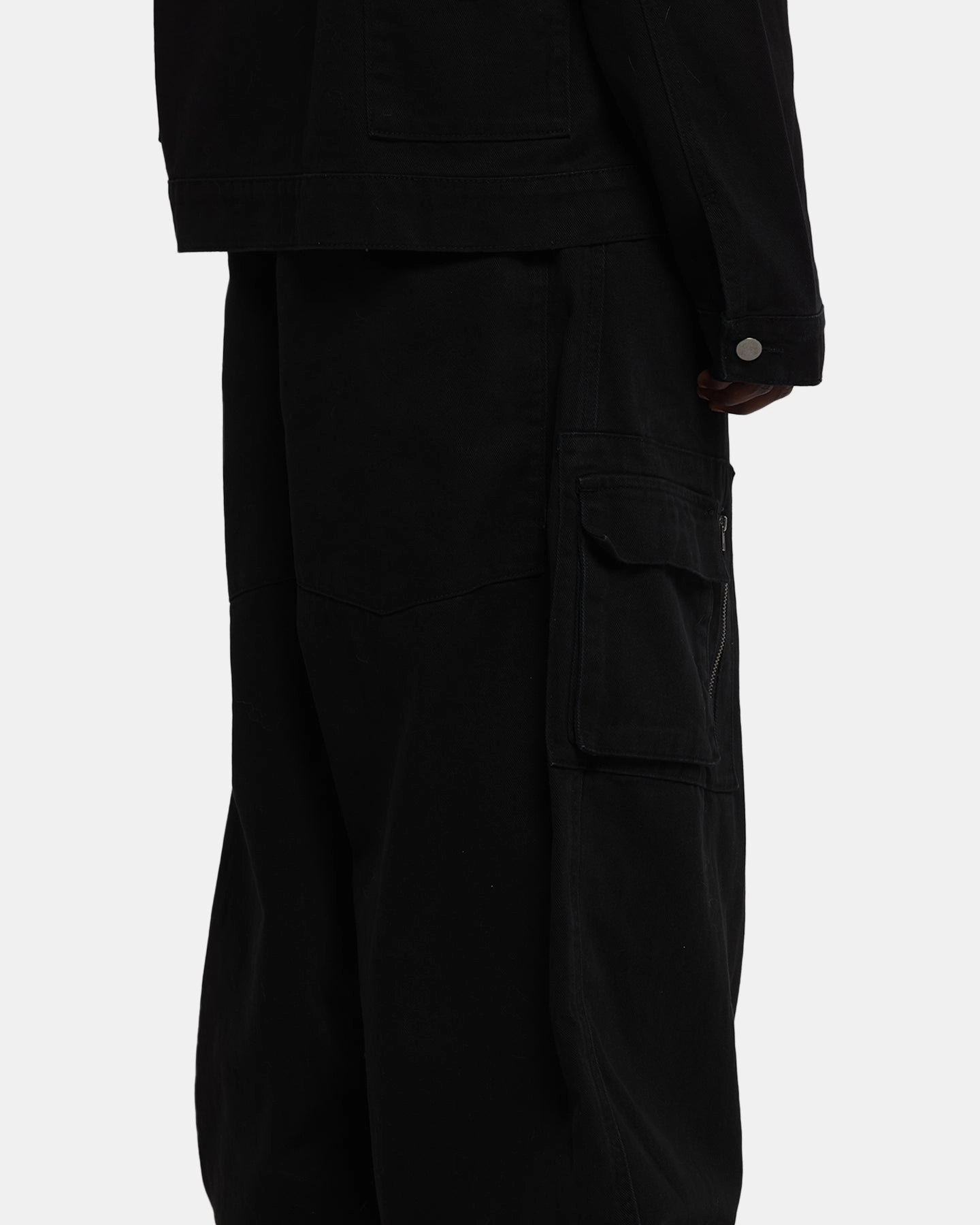 Air Circulation Non Bulk Loiter Combat Cargo Pants Washed Black