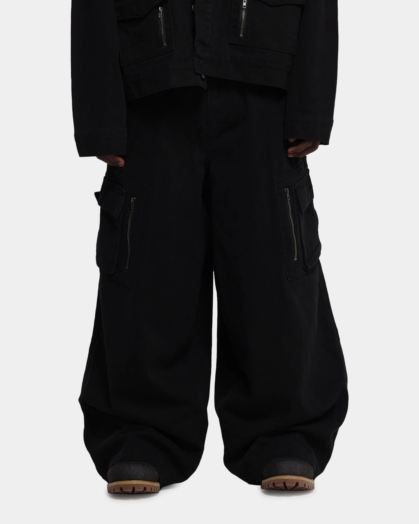 Fitted waist Loiter Combat Cargo Pants Washed Black