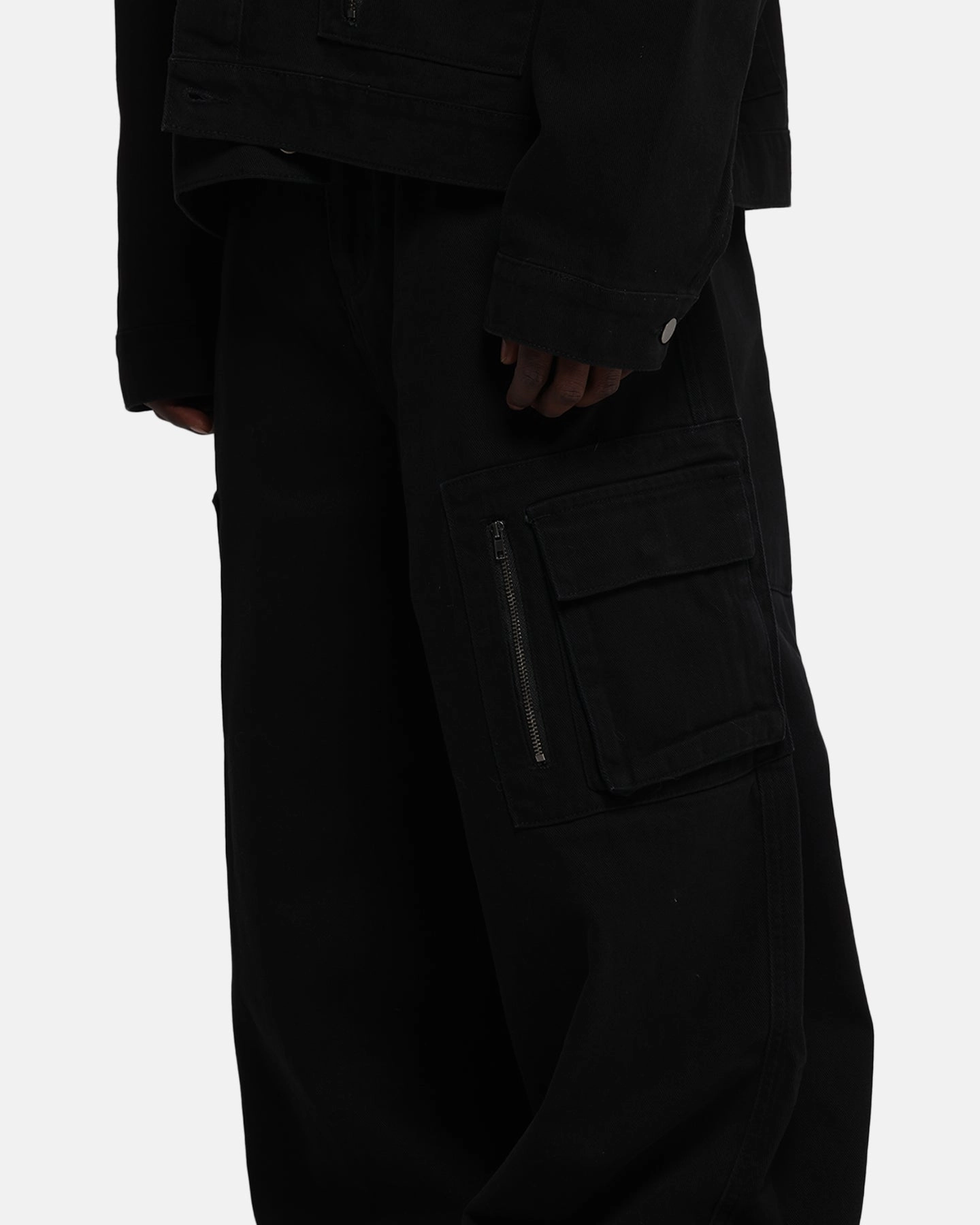 Relaxed Comfort Look Double Layered Hem Loiter Combat Cargo Pants Washed Black