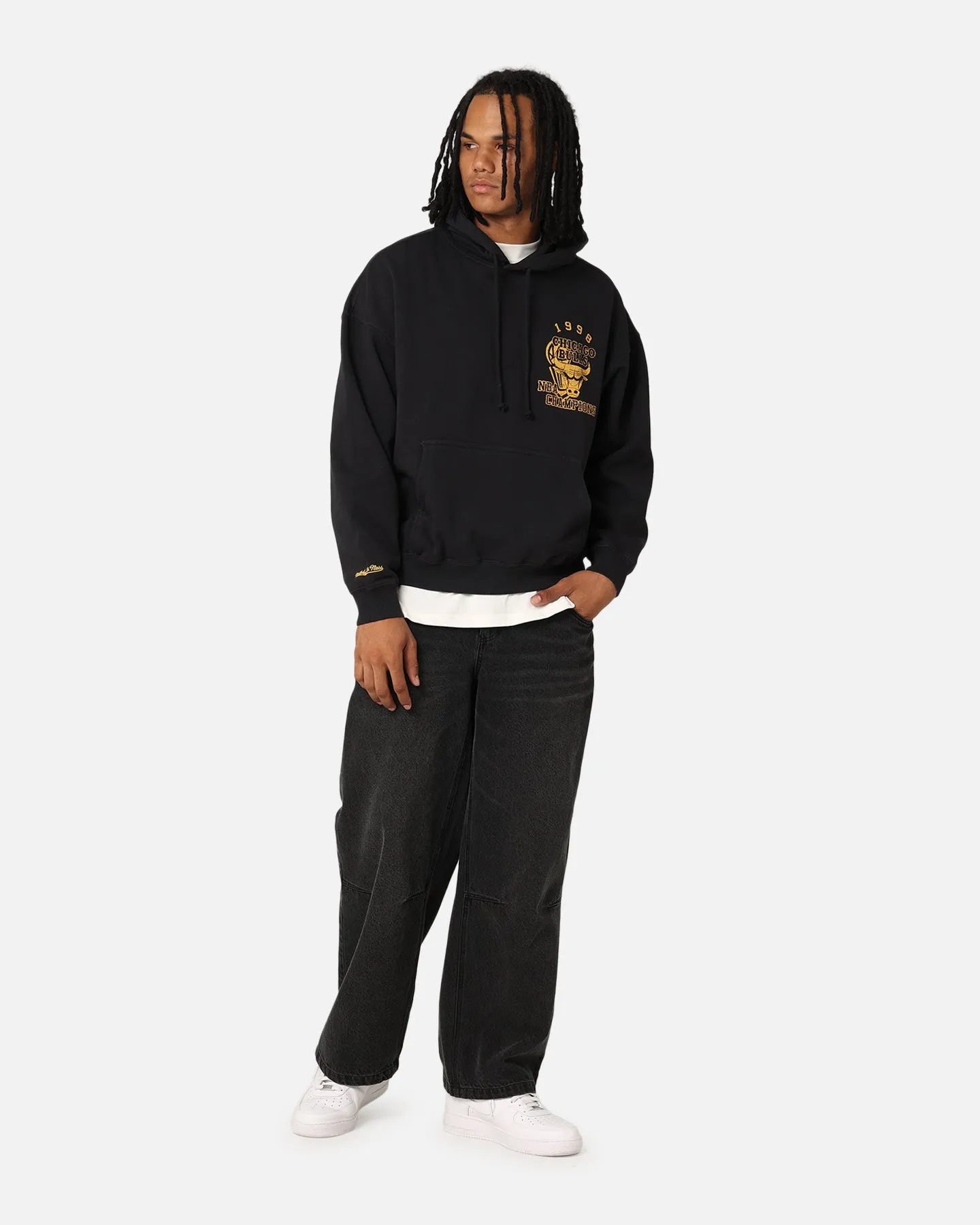 sports event cruelty - free Mitchell & Ness Chicago Bulls Rings Hoodie Faded Black