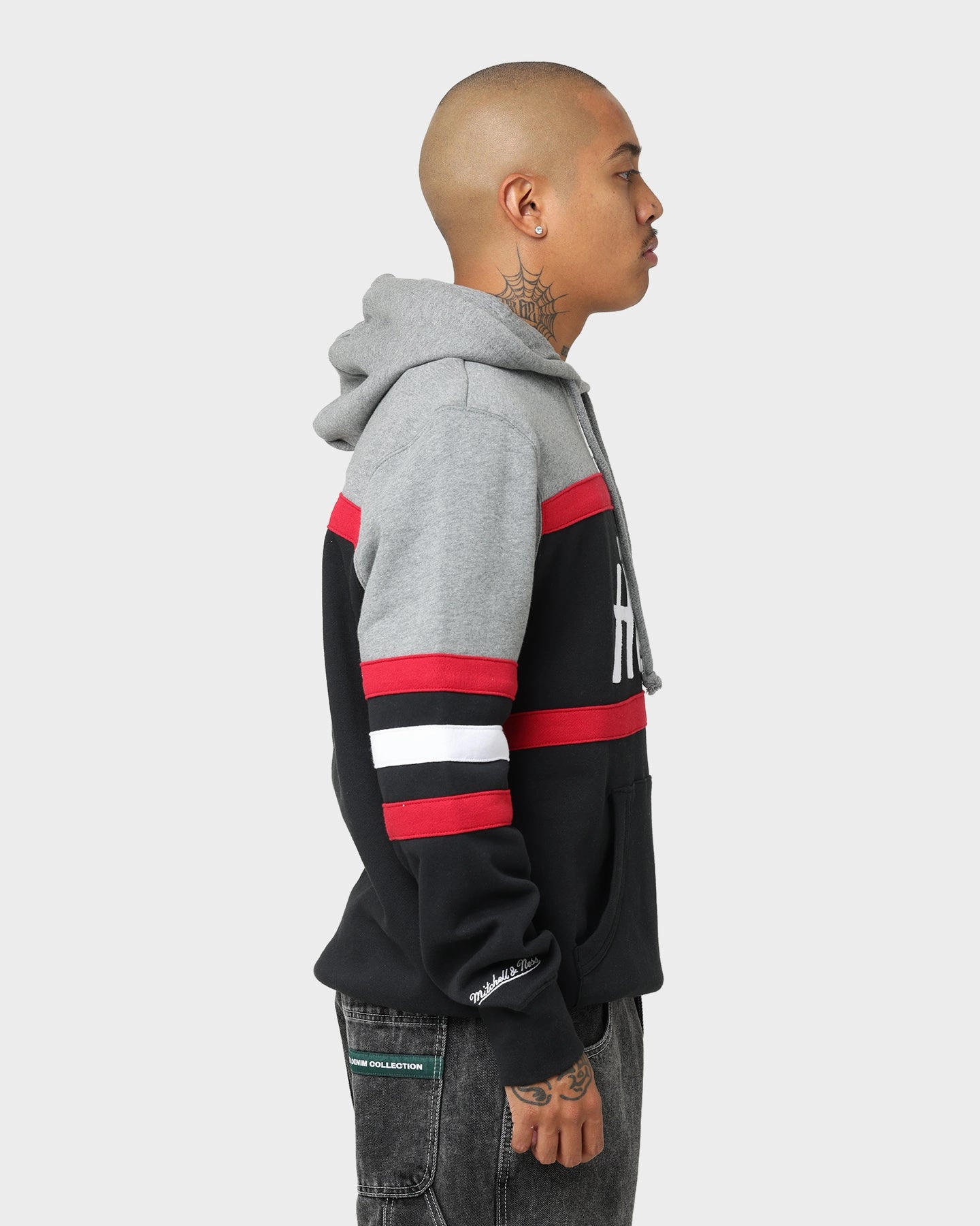 popular in Africa Weather resistant Mitchell & Ness Miami Heat Head Coach Hoodie Black