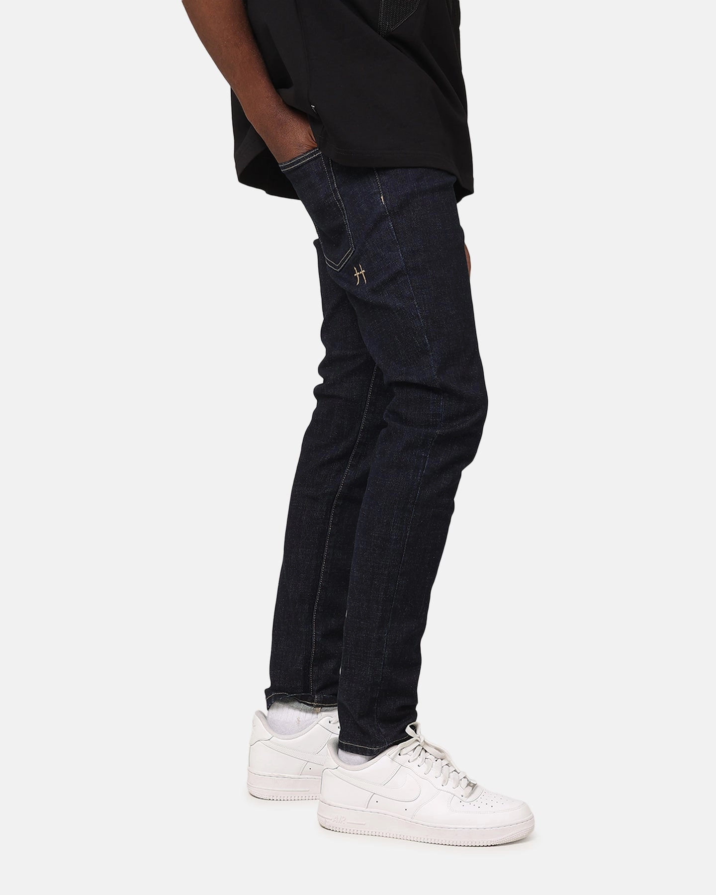 Smart Outfit Neutral Daily Wear Adult Fashion Saint Morta Tapered Denim Jeans Raw Indigo