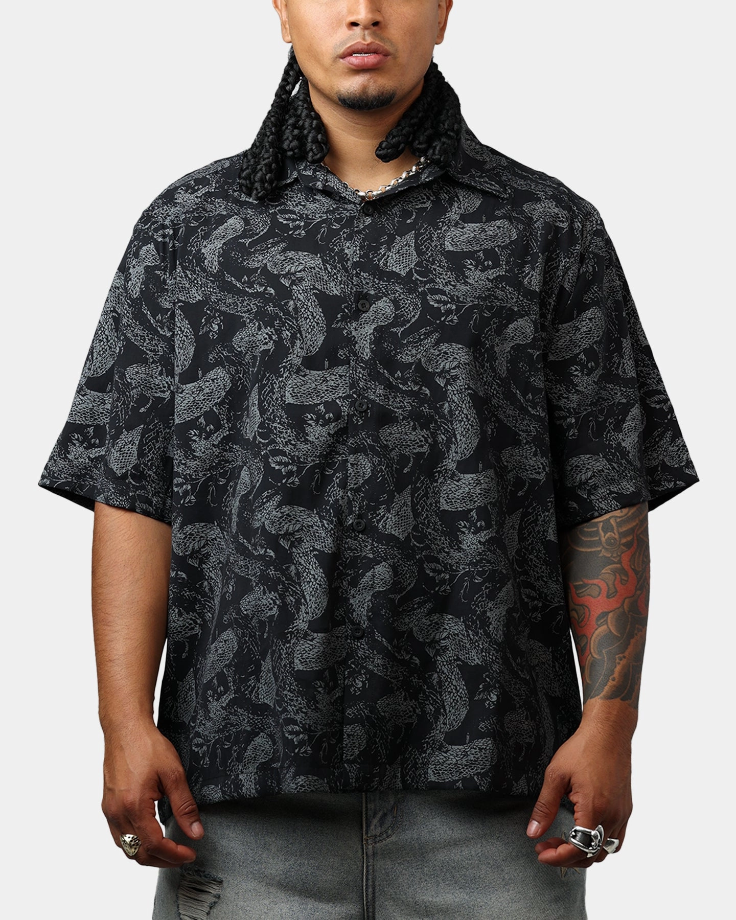 High Neck Anti Static Treatment Saint Morta Year Of The Snake Button Up Shirt Black/Grey