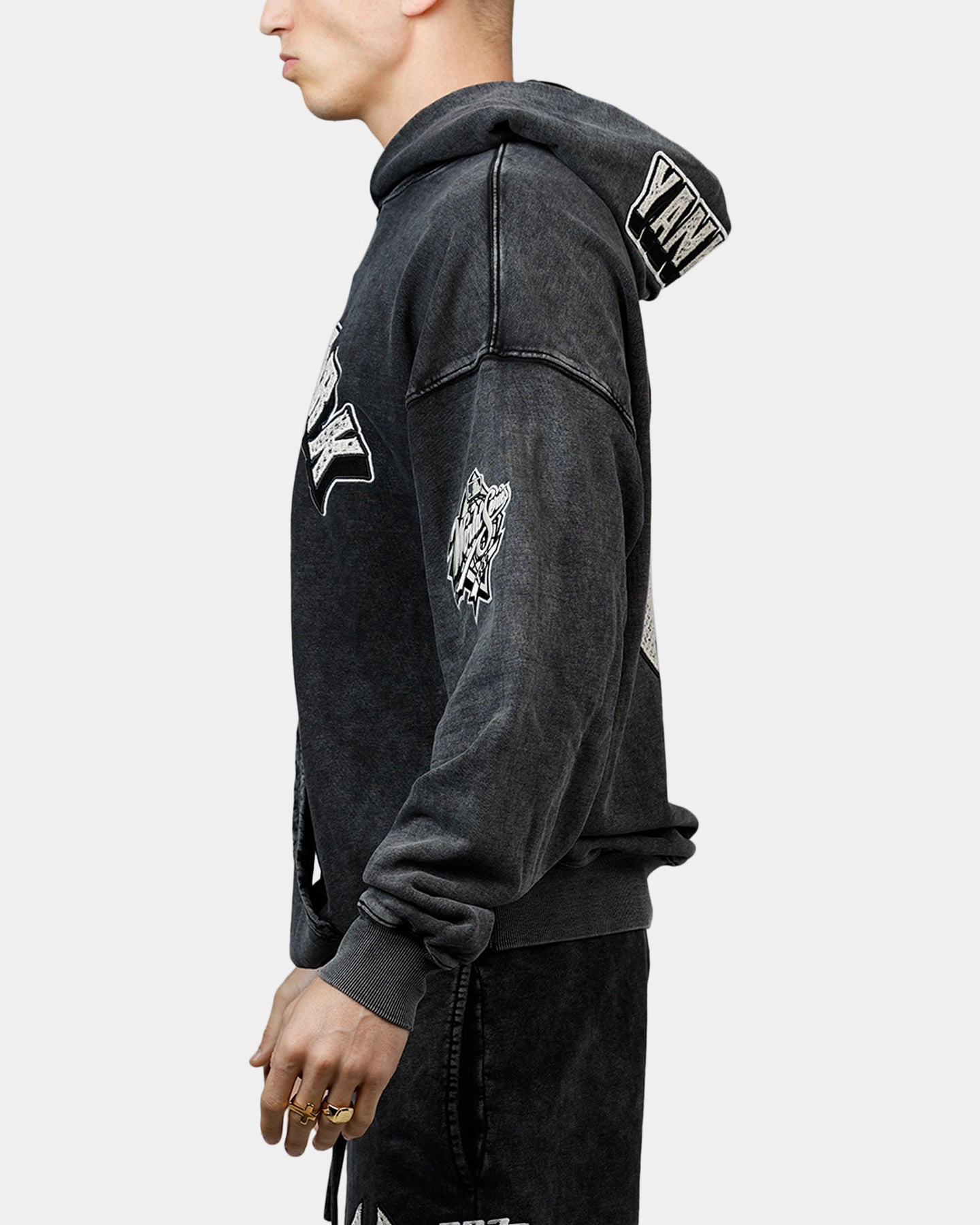 Bronzer Pro Standard New York Yankees Raffia Hoodie Black Acidwash