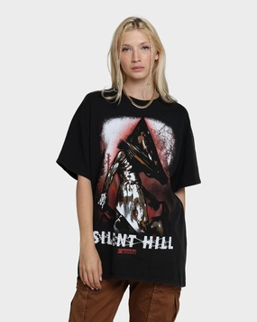 Casual Layer Look Minimal Comfort Style Rats Get Fat X Silent Hill Pyramid Head Vintage T-Shirt Black Wash