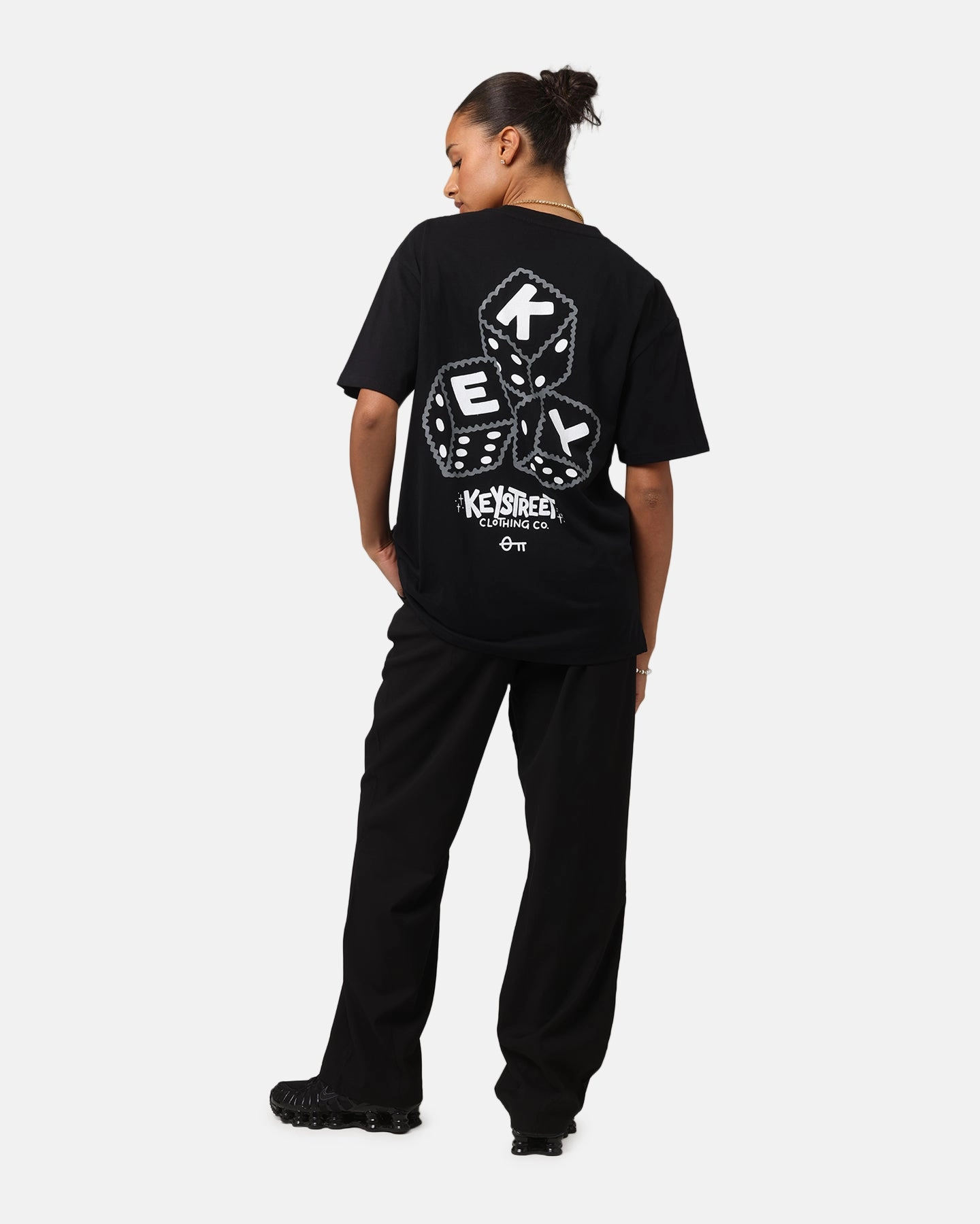 Soft Cotton Feel EcoFriendlyMaterial Key Street Dice Vintage T-Shirt Black