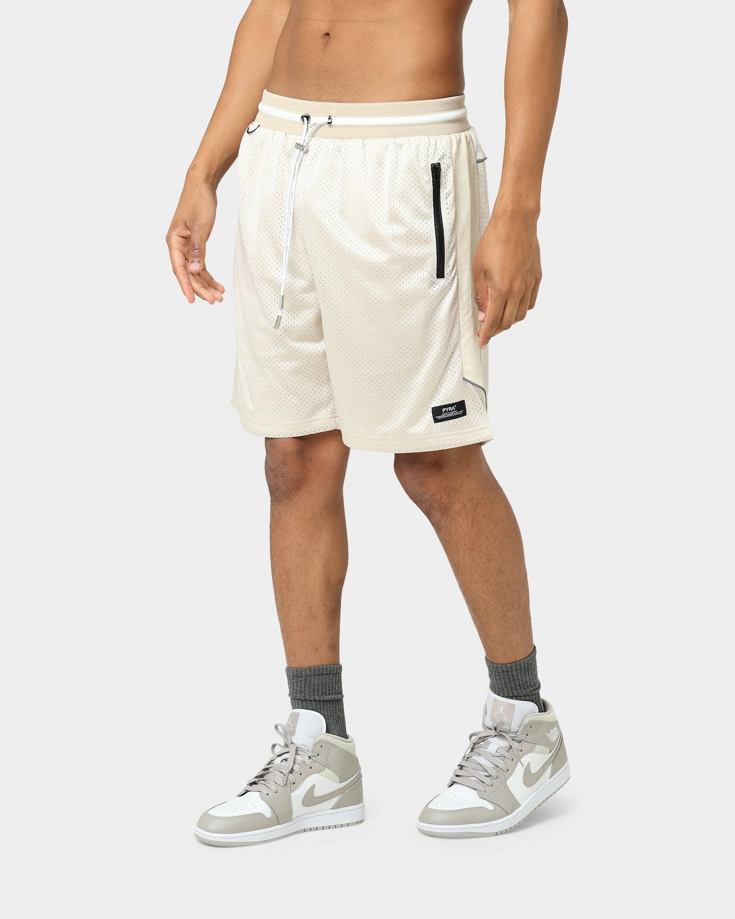 Pyra Nero Mesh Shorts Chateau Grey Style Basic