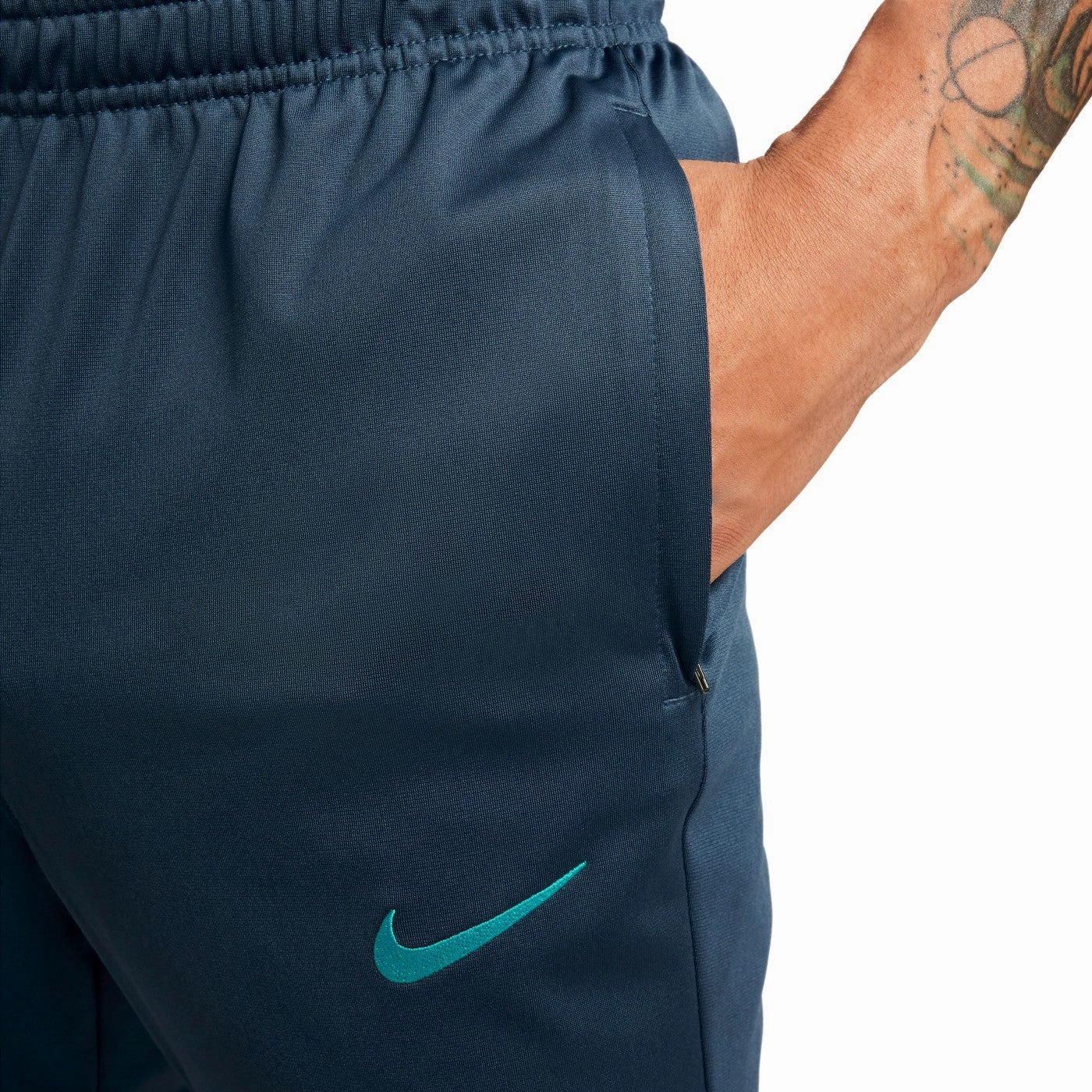 FC Barcelona UCL hooded presentation tracksuit 2023/24 - Nike unisex clothing Flexible Ribbed Cuffs