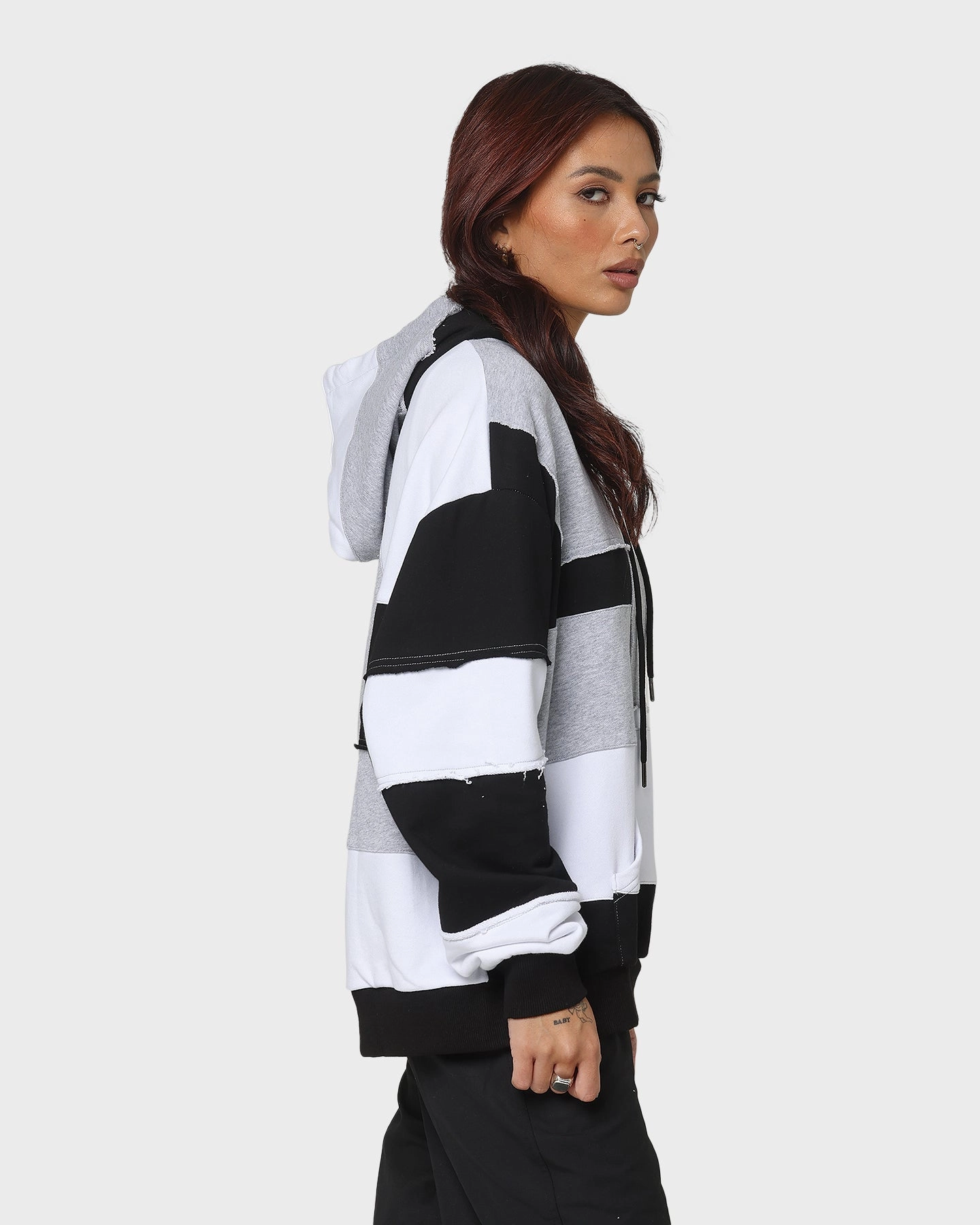 XXIII Jansen Monotone Hoodie Black/White Seasonal Wear Contacts