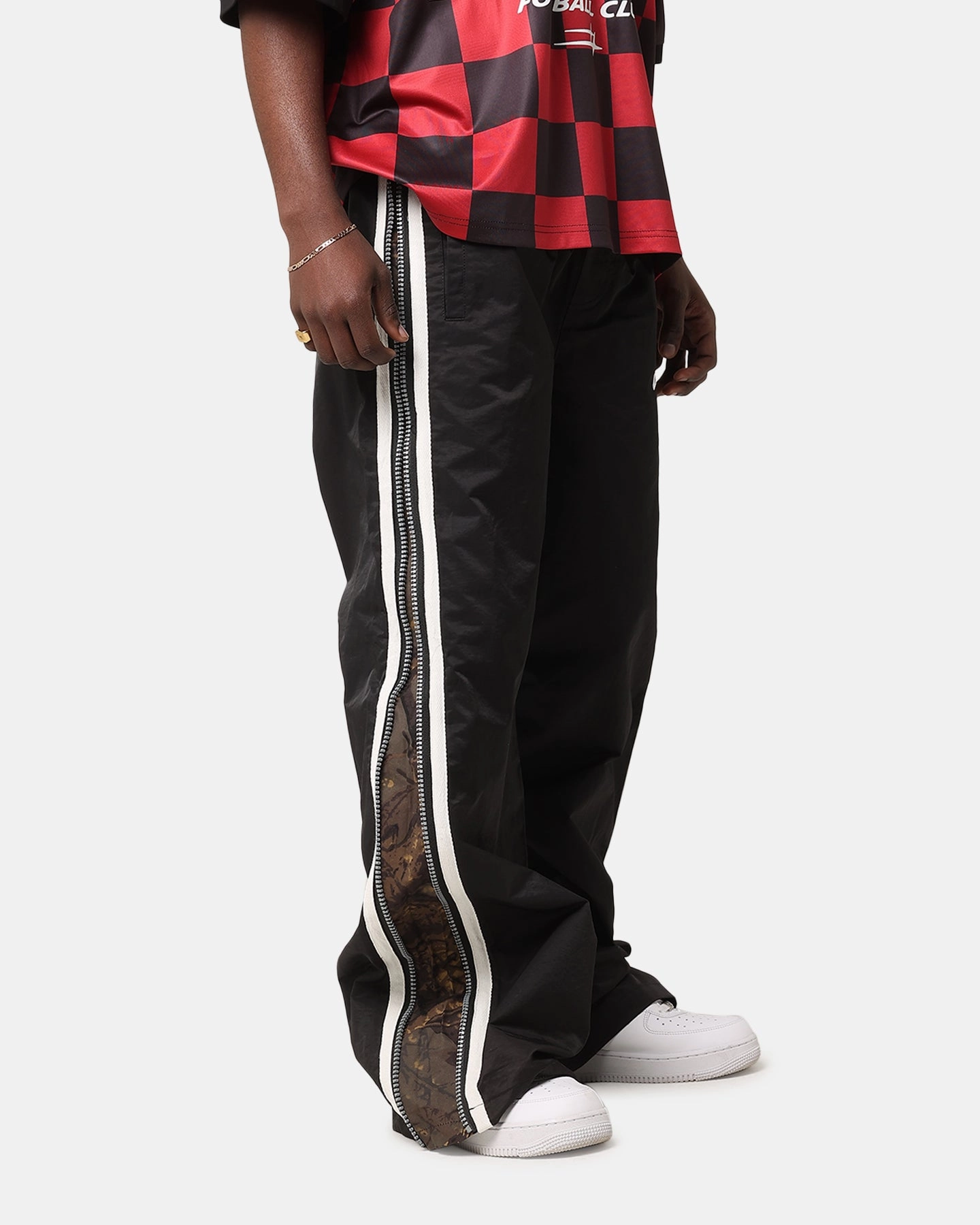 Sporty Look Loiter Hunter Track Pant Black