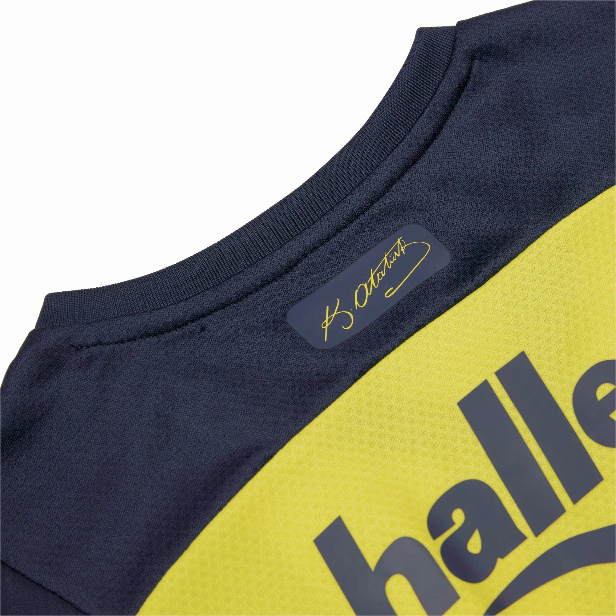 Vibration Dampening Tech Ultimate Fit Fenerbahce S.K. Home soccer jersey 2022 - Puma