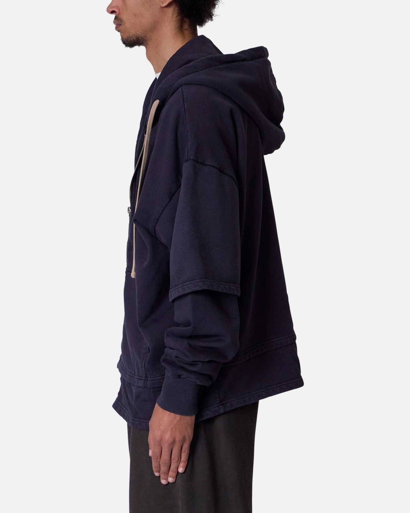 High Visibility Accents Distribute MNML Double Layer Zipper Sweater Washed Black