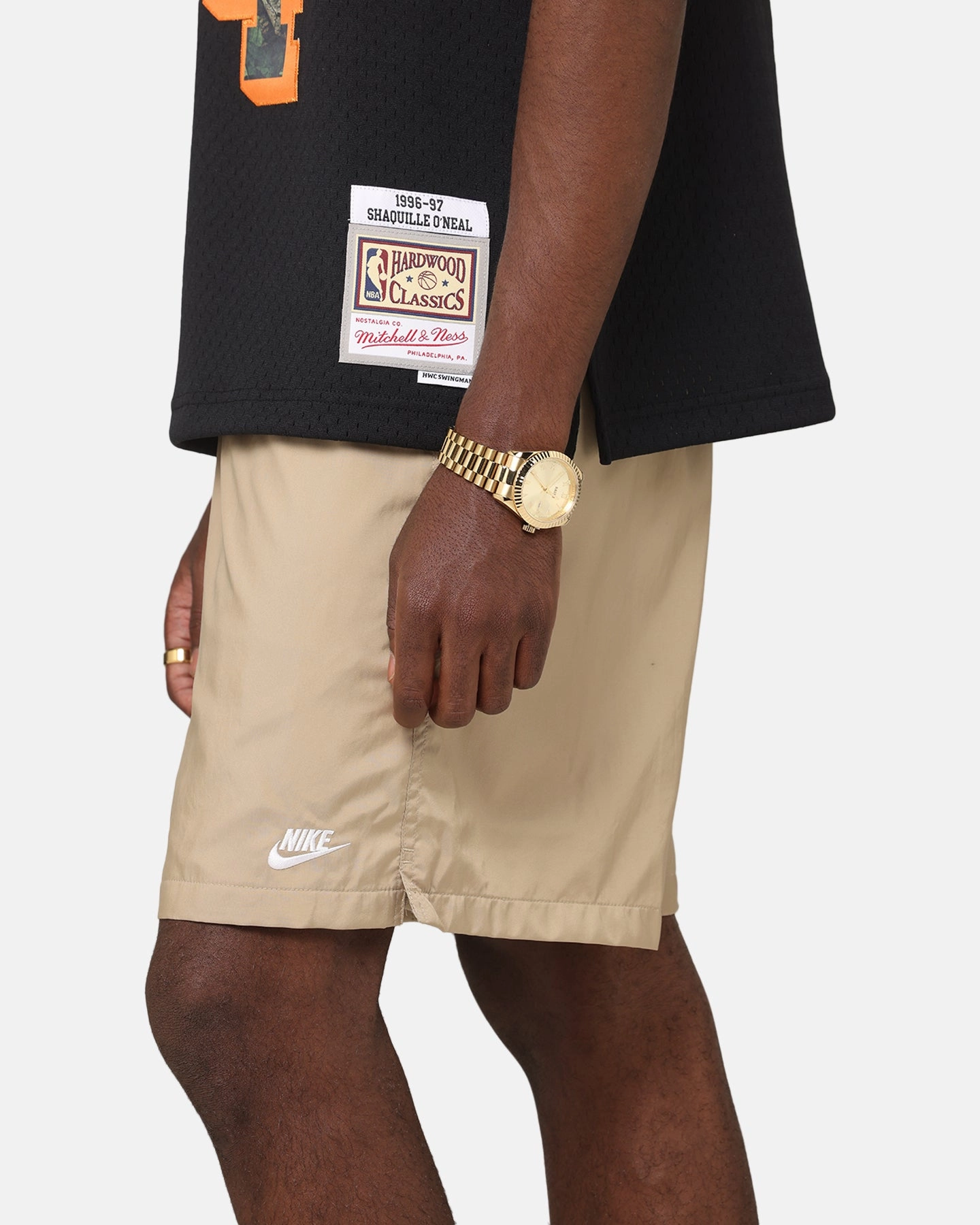 Nike Club Flow Shorts Beige/White Low Bulk Waistband Cargo Pockets