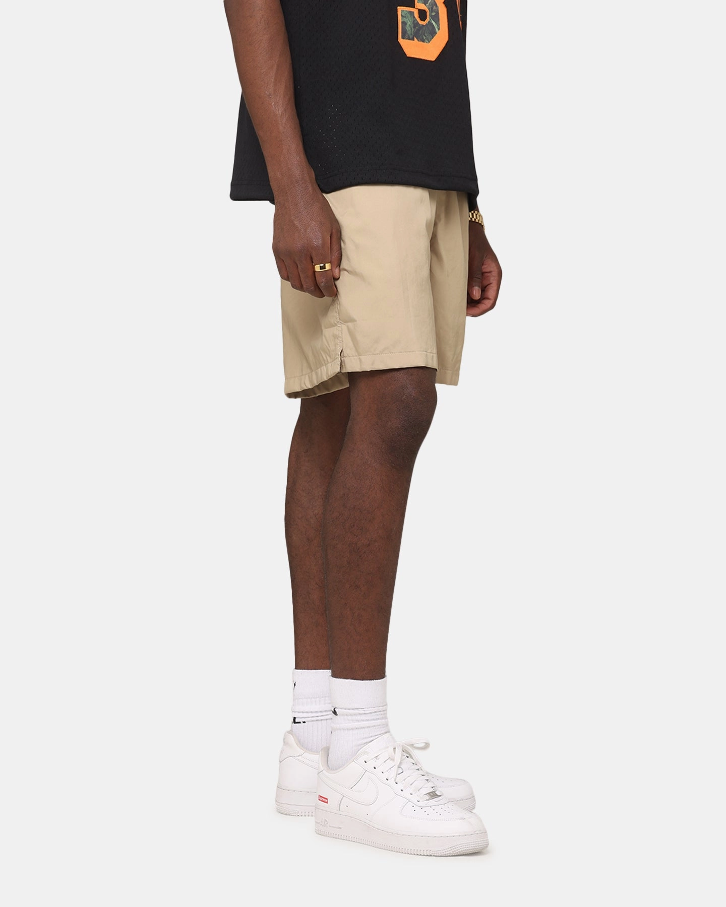 Run Ready Nike Club Flow Shorts Beige/White