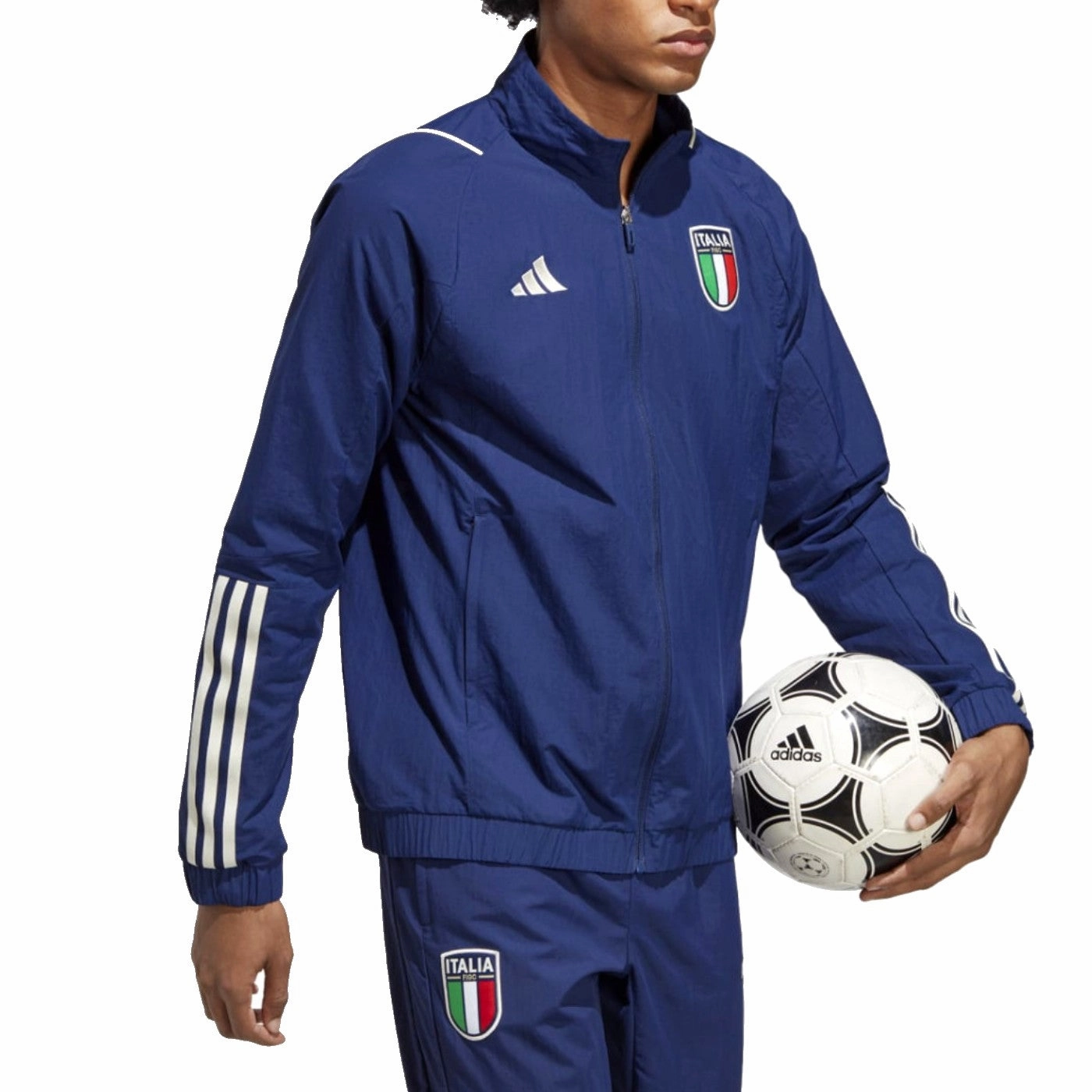 Italy training presentation Soccer tracksuit 2023/24 navy - Adidas slipper sailing