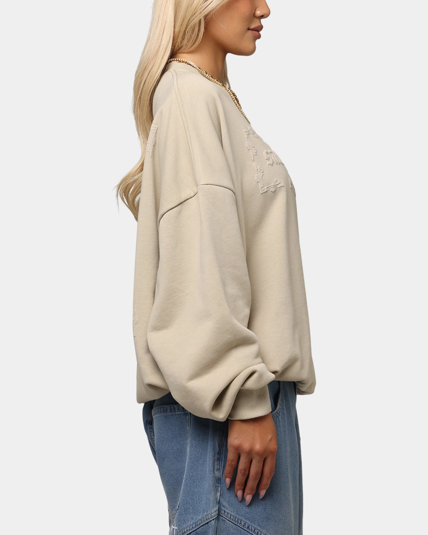 Saint Morta Repentant Heart Crewneck Stone Versatile Apparel