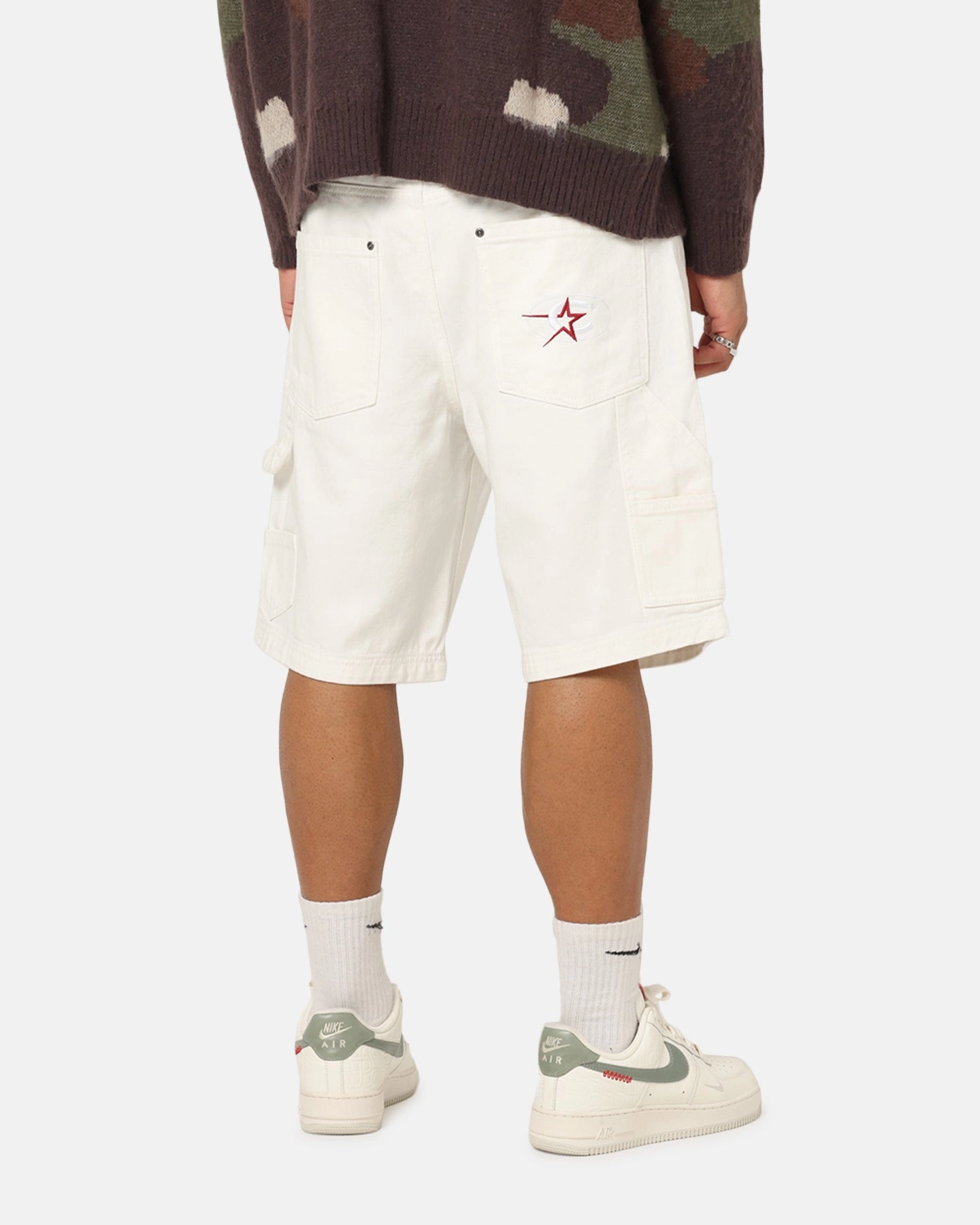 Quick Adjust Toggles Carre Carpenter Jorts Off White