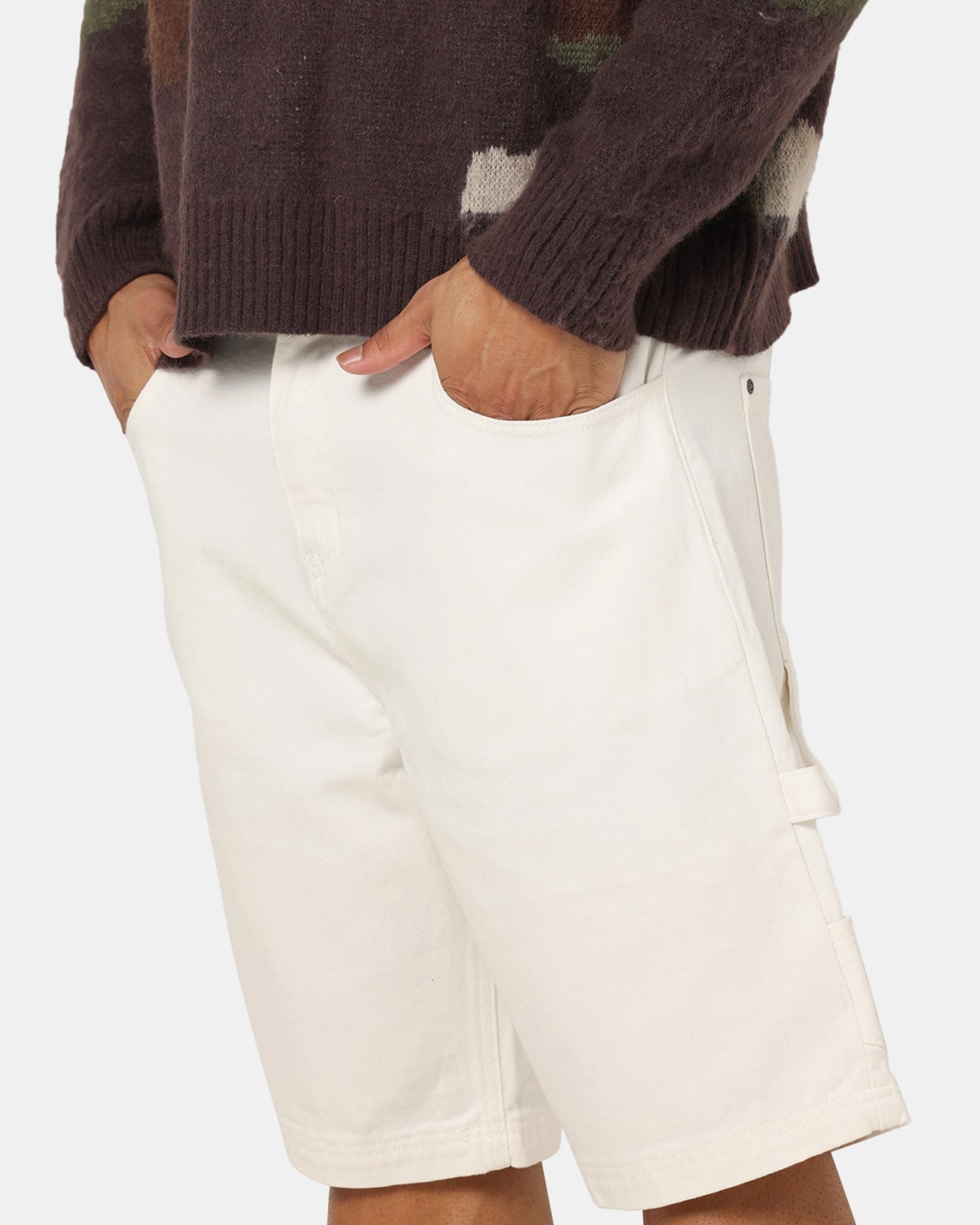 Wrinkle Free Fabric Tapered leg Carre Carpenter Jorts Off White