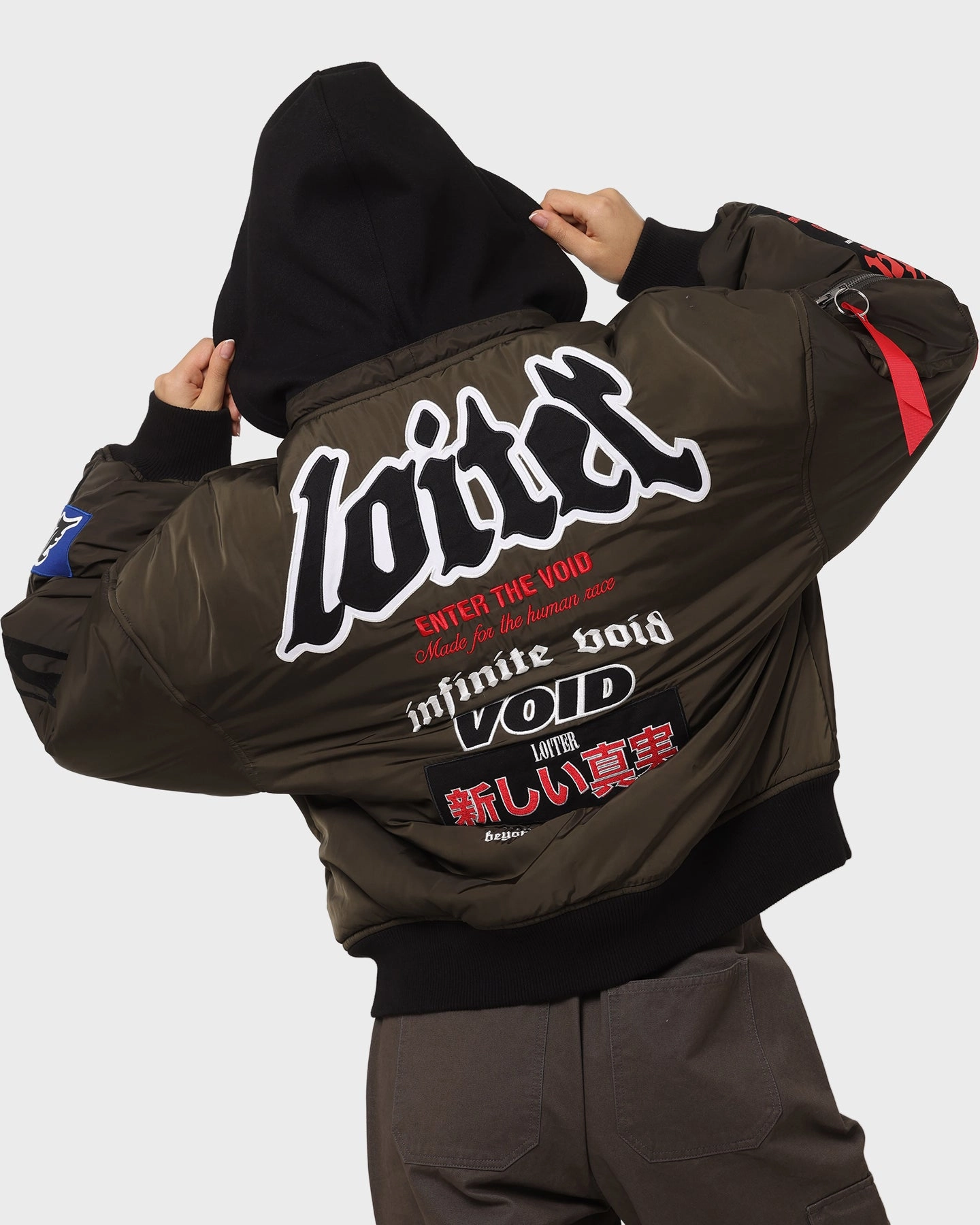 Individual-sports Loiter Void Bomber Jacket Green