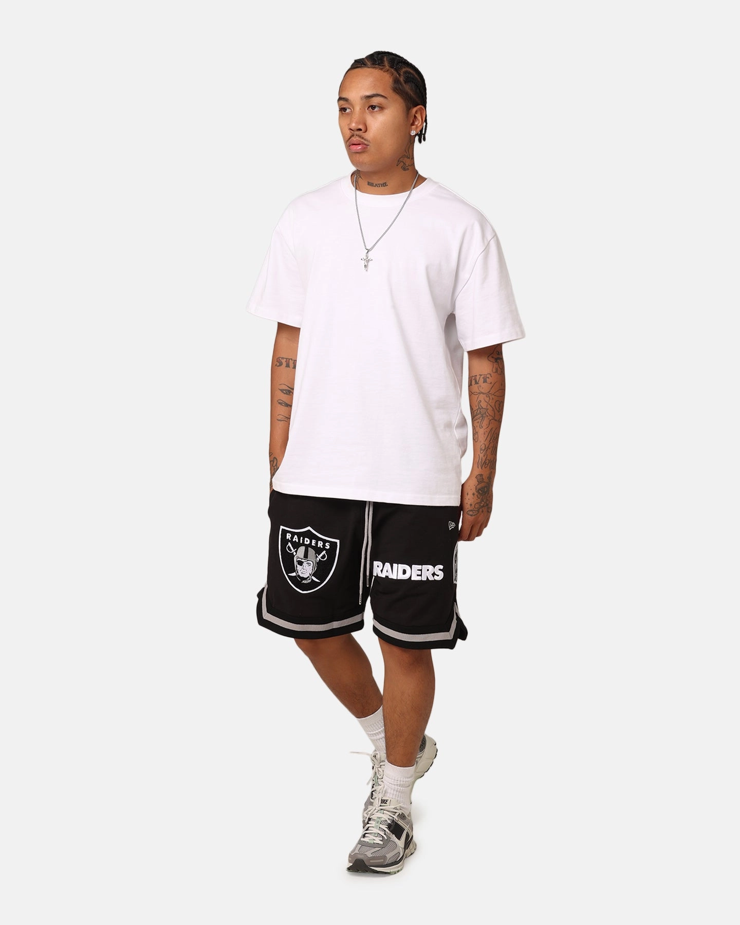 New Era Las Vegas Raiders Shorts Black corduroy shorts All Day Comfort Fit