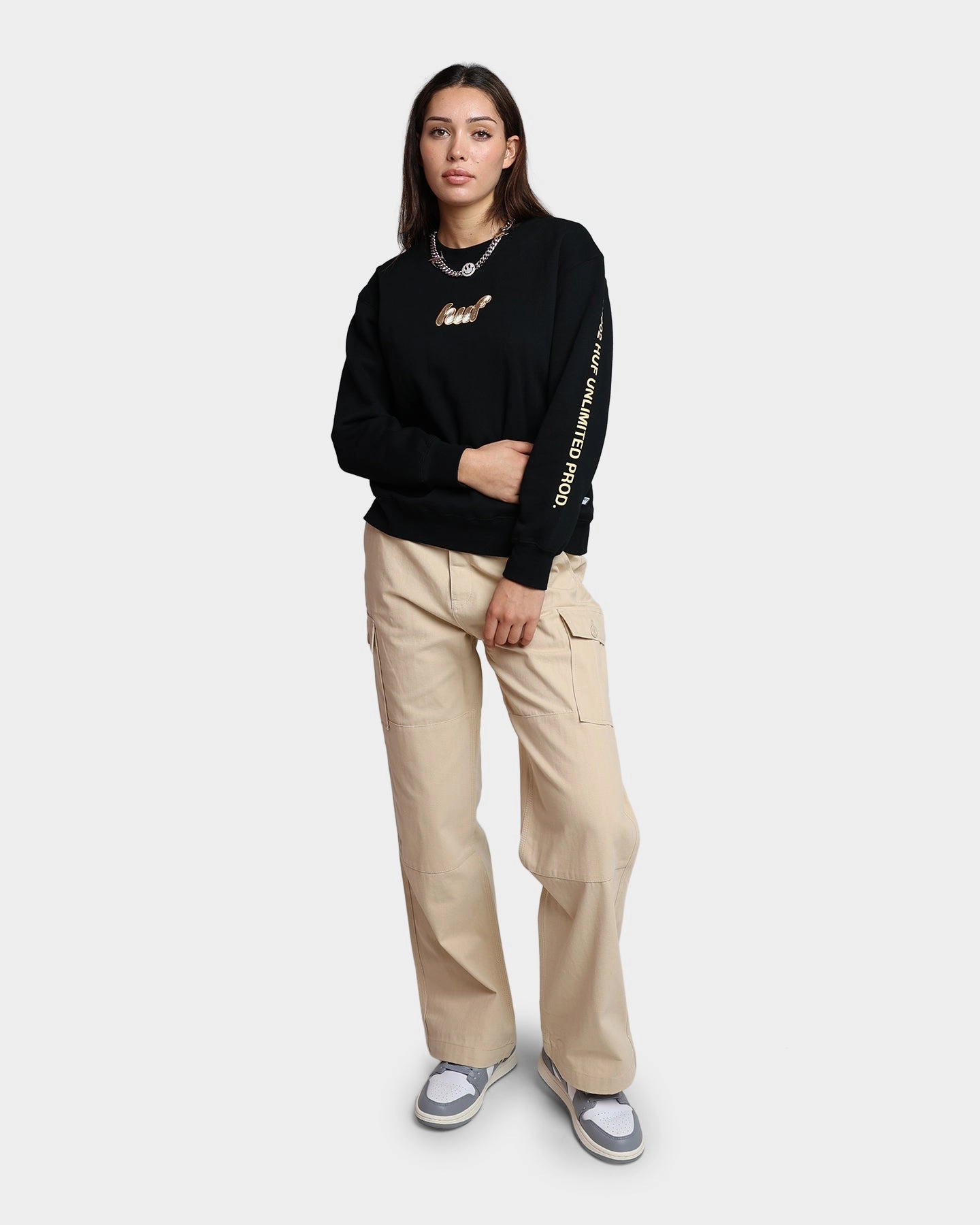 Comfy clothing Perfectly Warm HUF Women's Italicized Crewneck Black