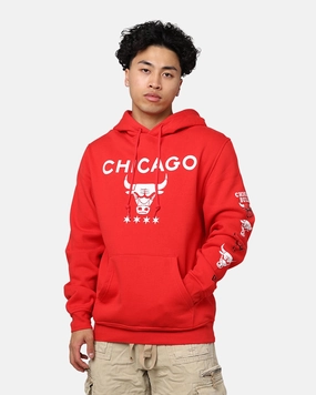 Winter Comfort Flexible Neckline New Era Chicago Bulls NBA 2023 Hoodie Red