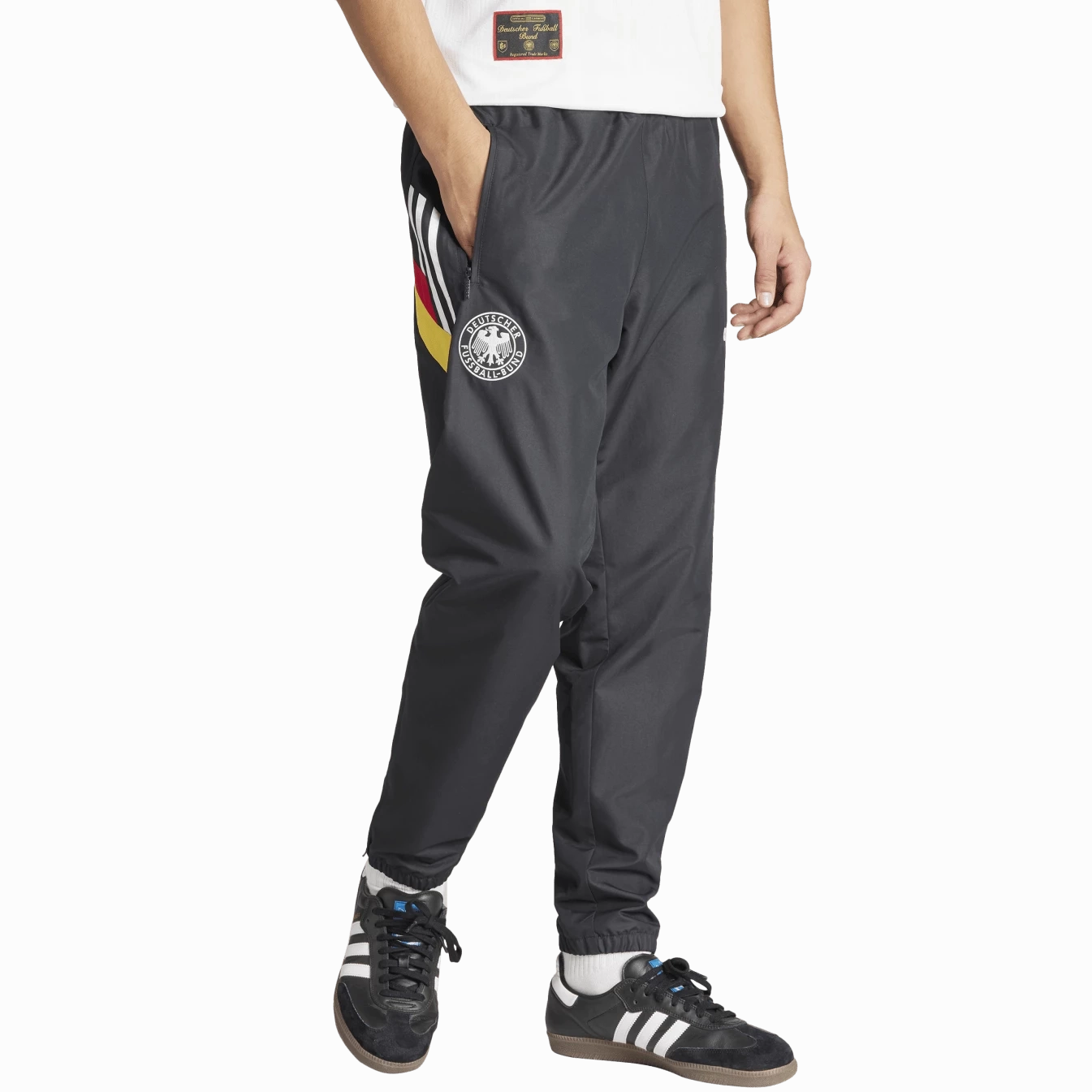 Endurance Gear Teenager outfit Germany Originals 1996 woven presentation Soccer pants 2025 - Adidas