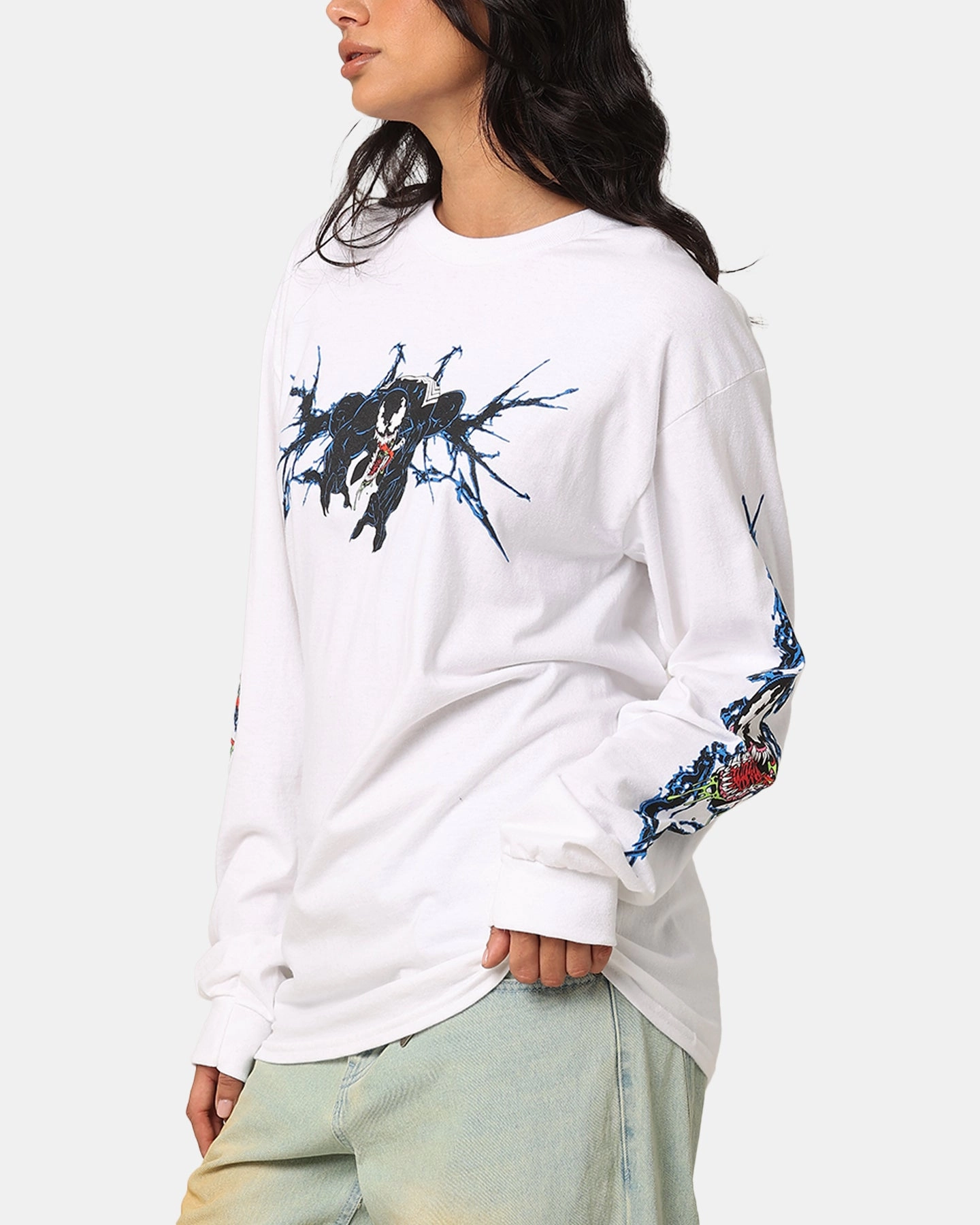 Washable Subtle Logo Placement Goat Crew Marvel Spider-Man Y2K Venom Long Sleeve T-Shirt White