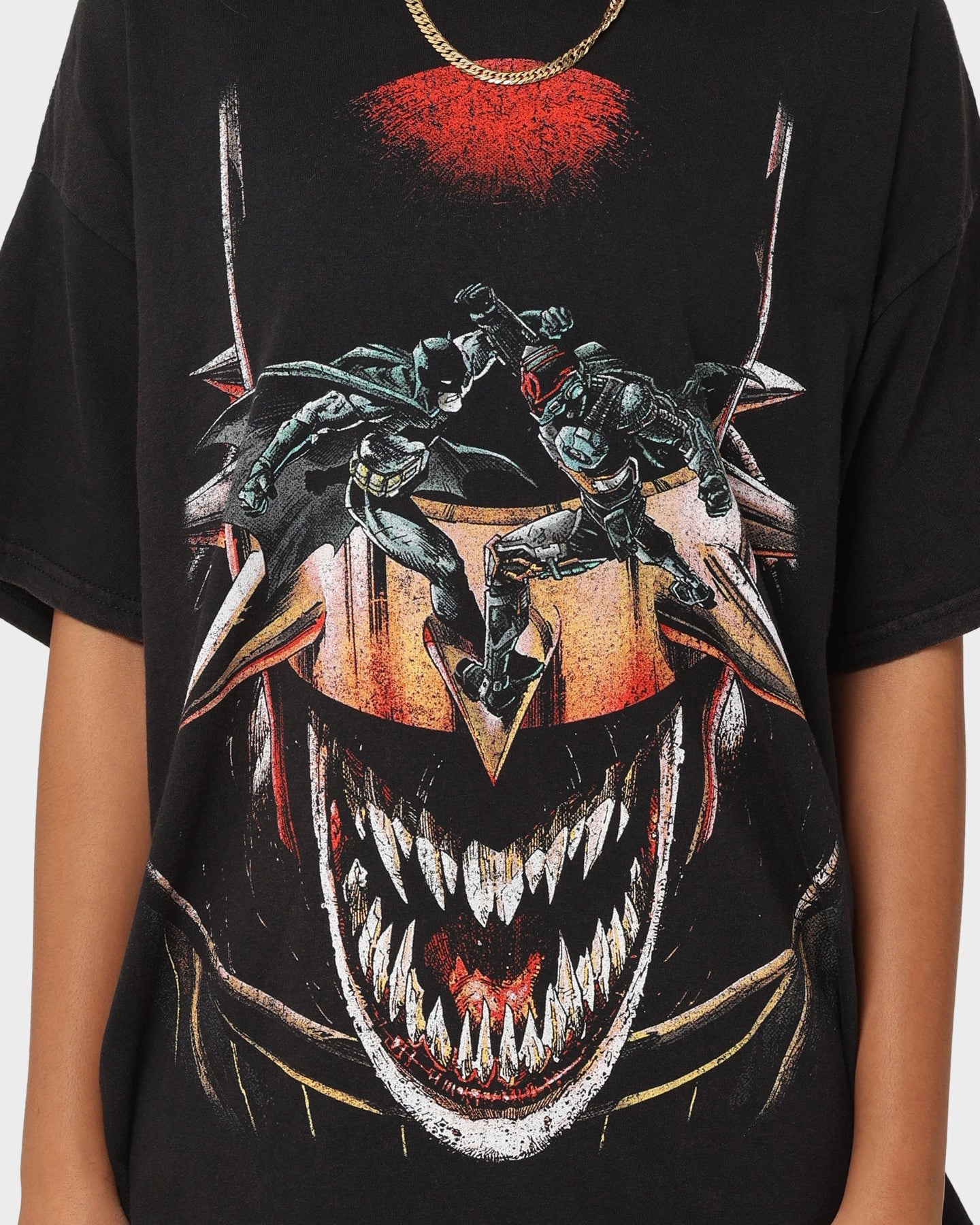 Goat Crew X DC Batman Who Laughs Vintage T-Shirt Black Wash Wide Neck Opening Street Trend Look