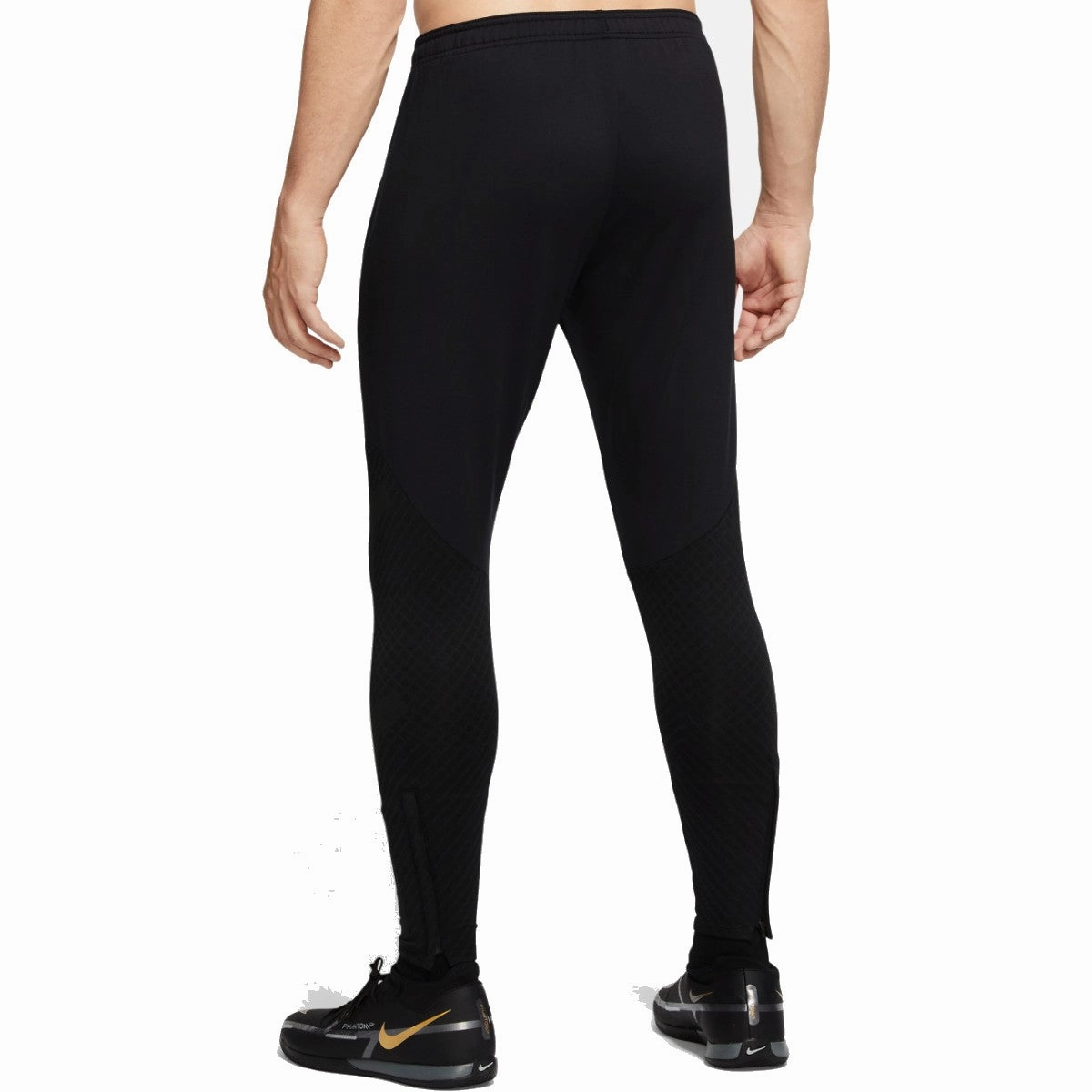 Chelsea UCL black training technical tracksuit 2022/23 - Nike ShockAbsorbing Padding