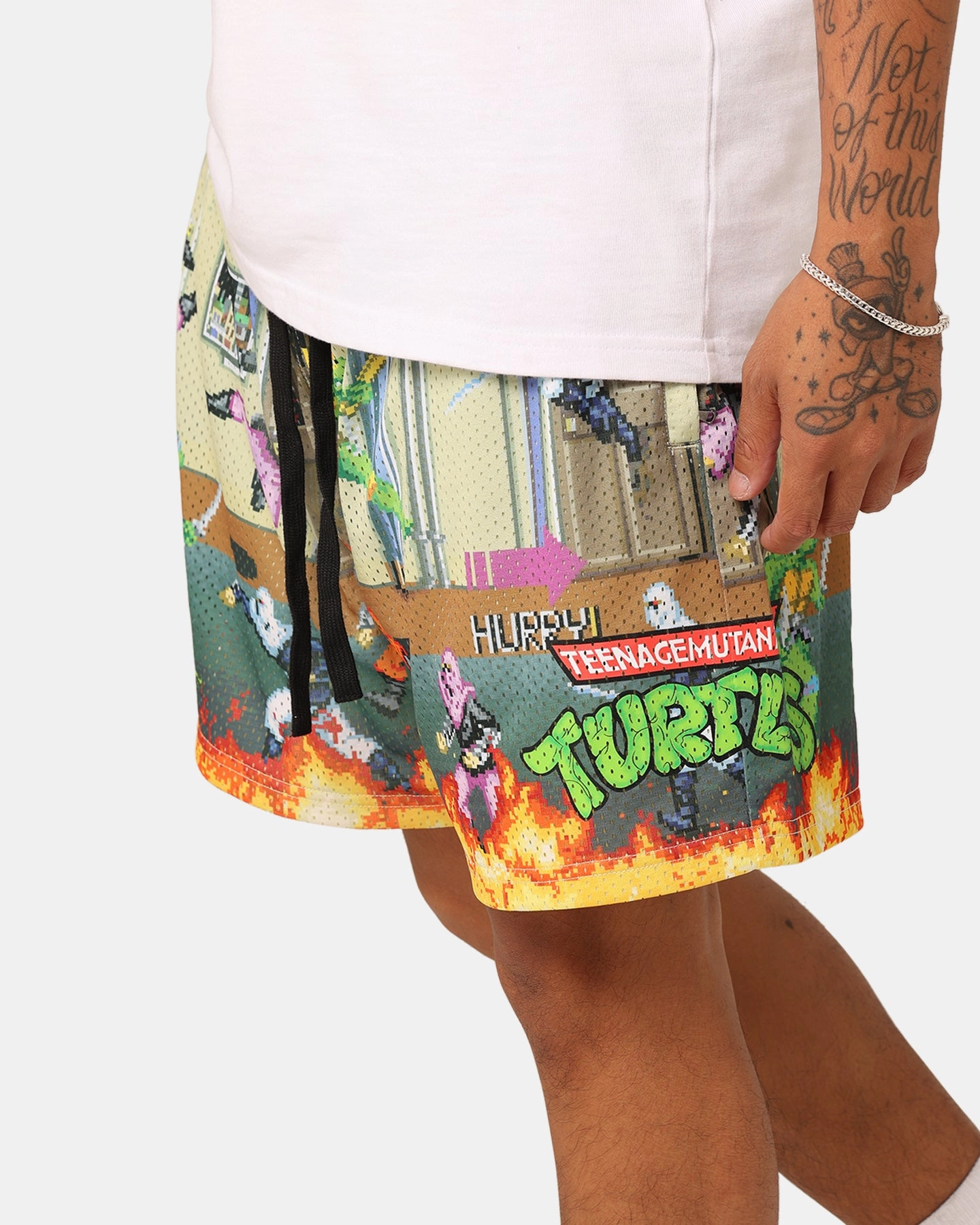 American Thrift X Teenage Mutant Ninja Turtles Arcade Retro Mesh Shorts Tan/Multi Striped Pattern Functional Design