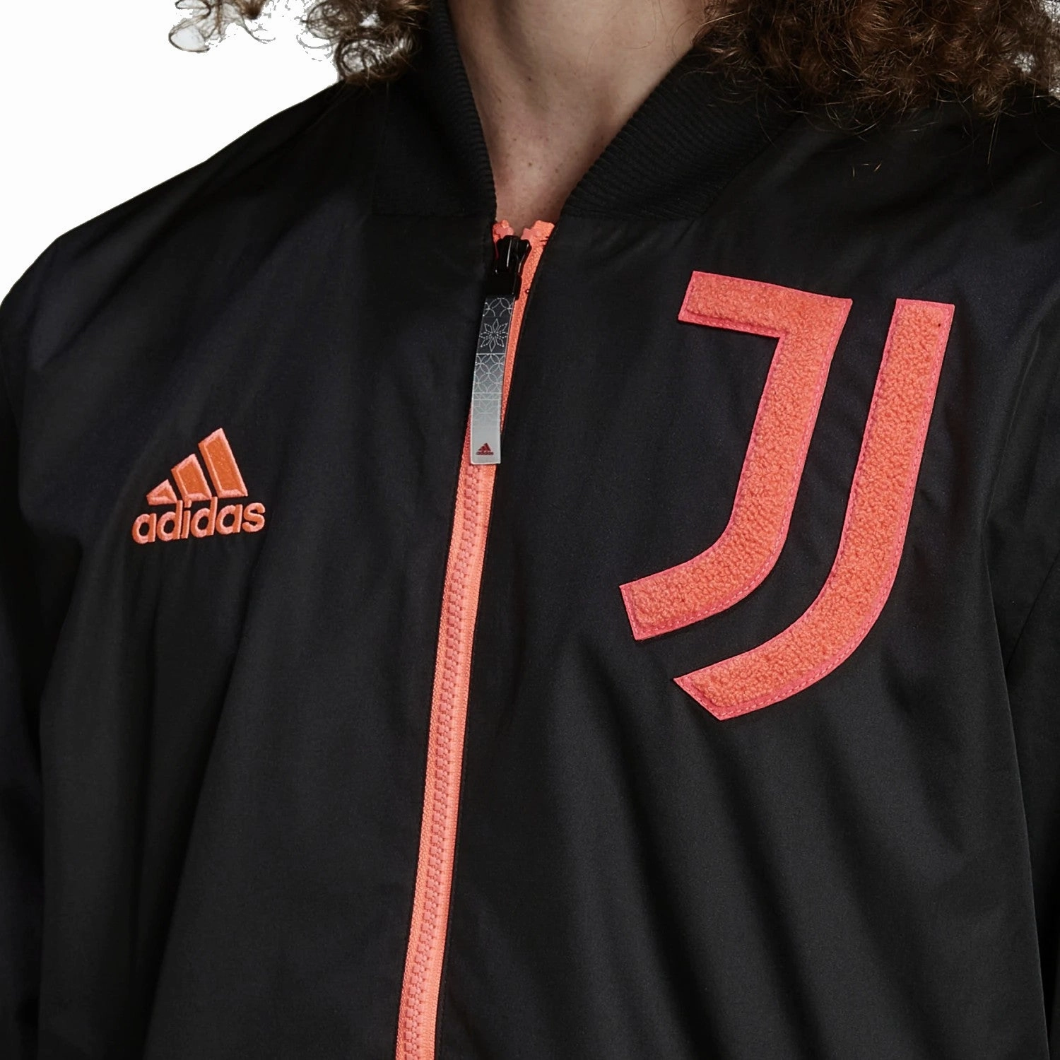 Casual Look Juventus Soccer light bomber jacket CNY 2022 - Adidas