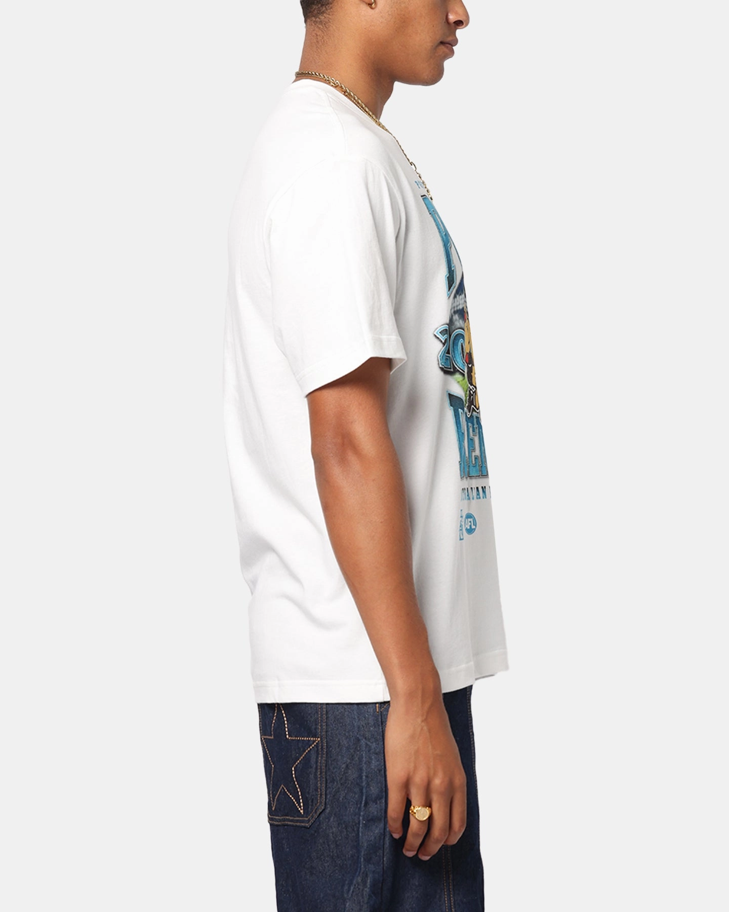 Adult sophistication Mitchell & Ness Port Adelaide Power Mascot T-Shirt Vintage White