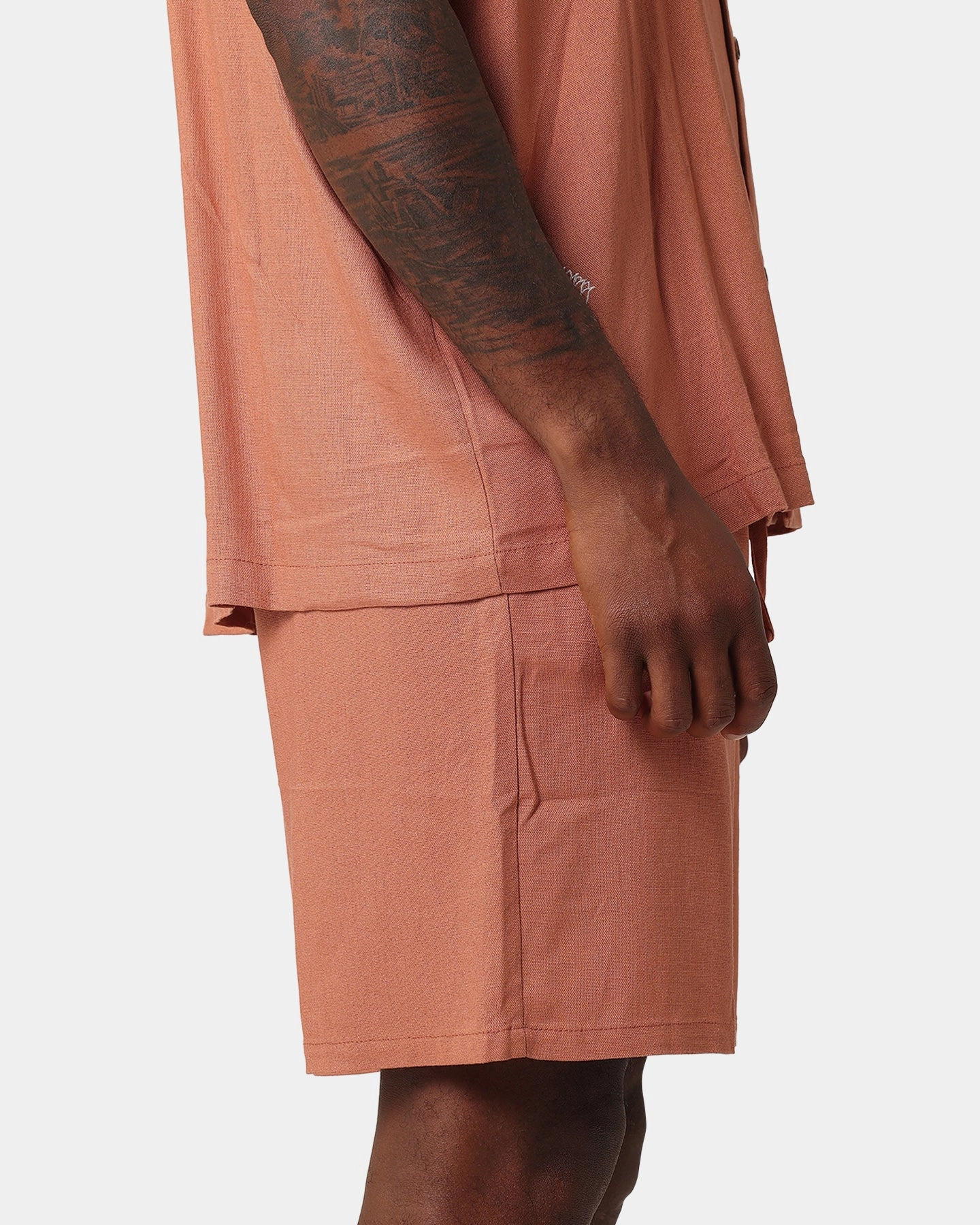 XXIII Ezrah Linen Shorts Tan Move Easy