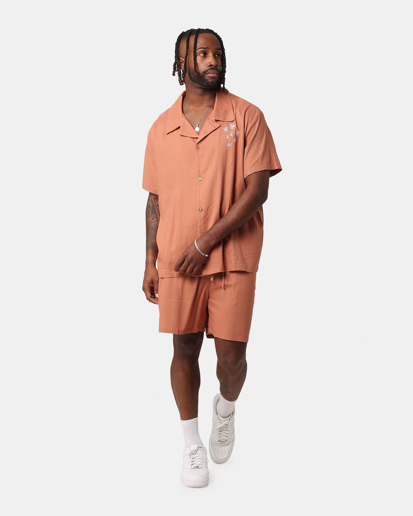XXIII Ezrah Linen Shorts Tan waterproof