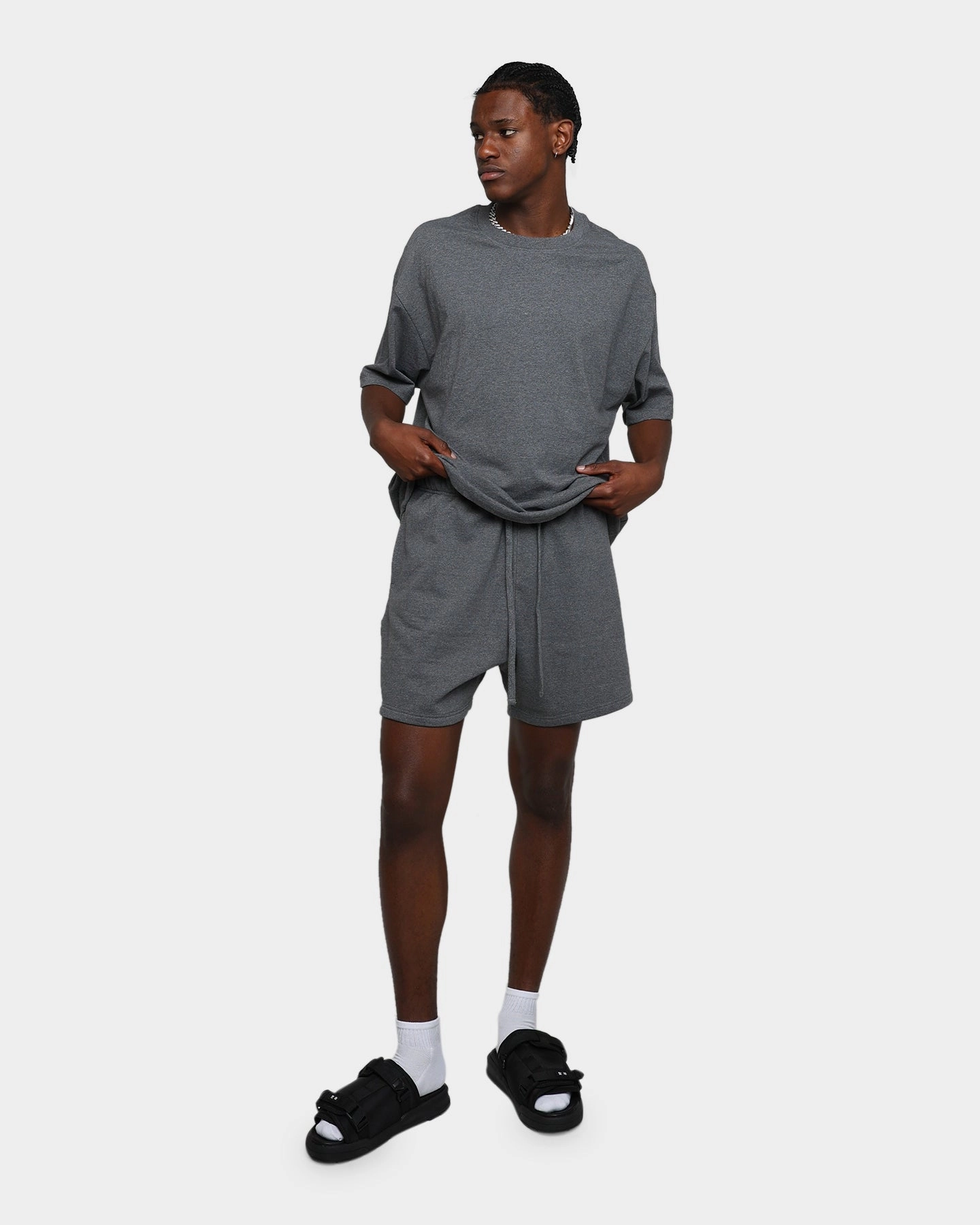 MNML Every Day Sweatshorts Dark Heather stripe design