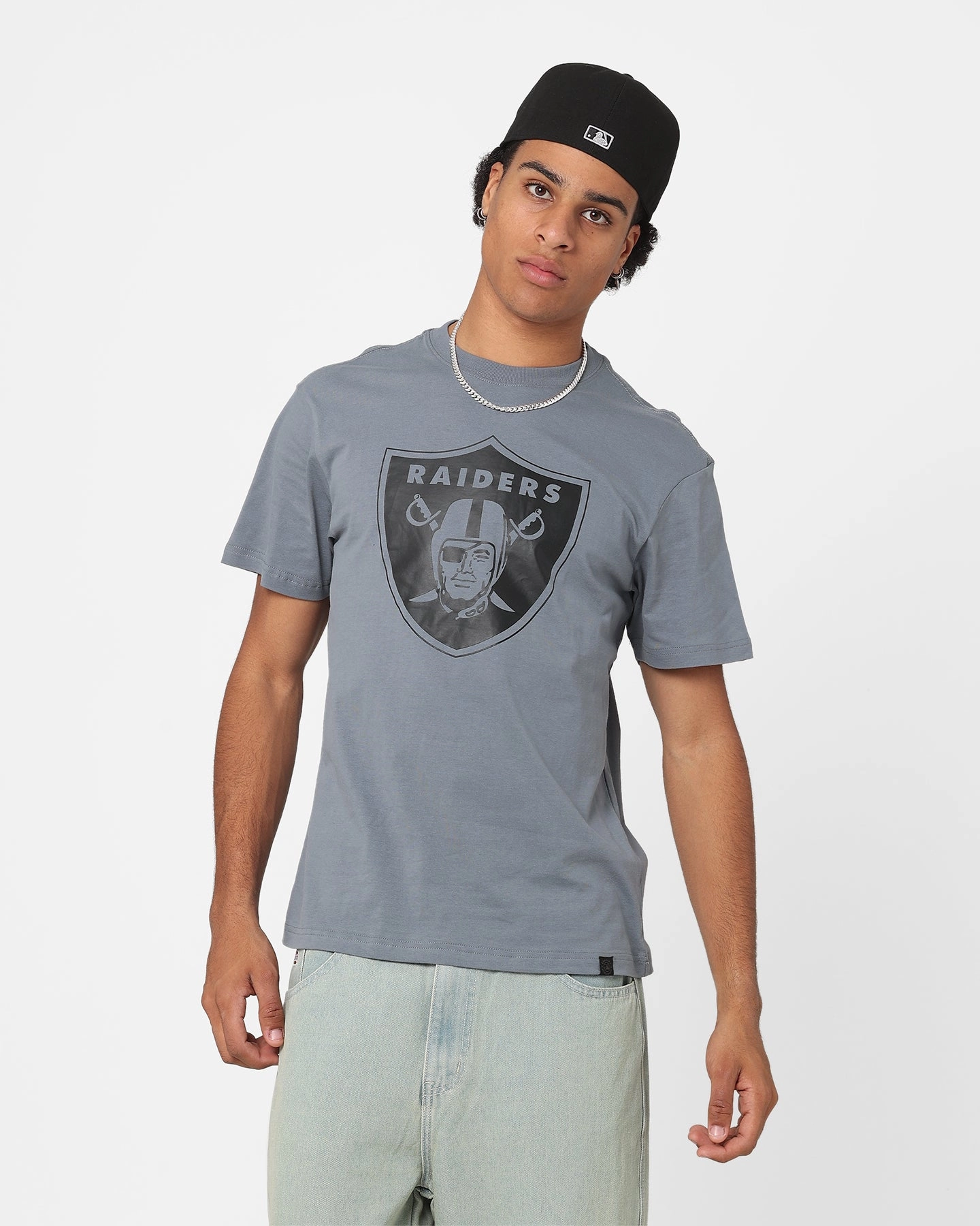 Majestic Athletic Las Vegas Raiders Coro Logo T-Shirt Stormy Weather home - party Style Statement