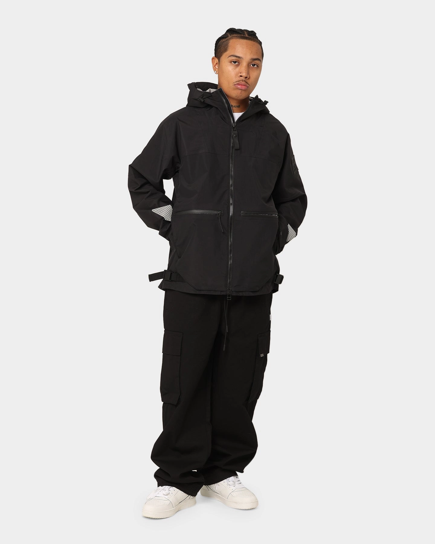 popular in America Reinforced Shoulder Panels Helly Hansen W22 Arc Storm Shell Jacket 990 Black