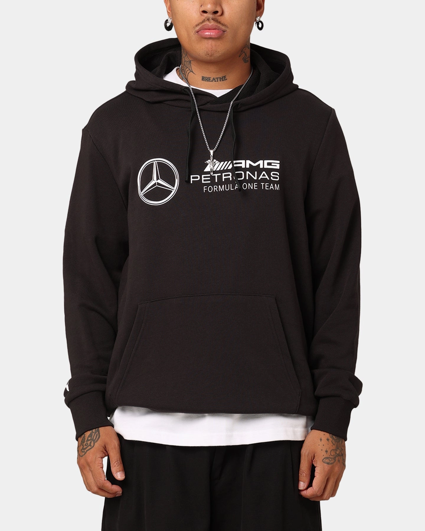 Puma X Mercedes-AMG Petronas Essential Hoodie Puma Black Clean Cut Stretchable Panels