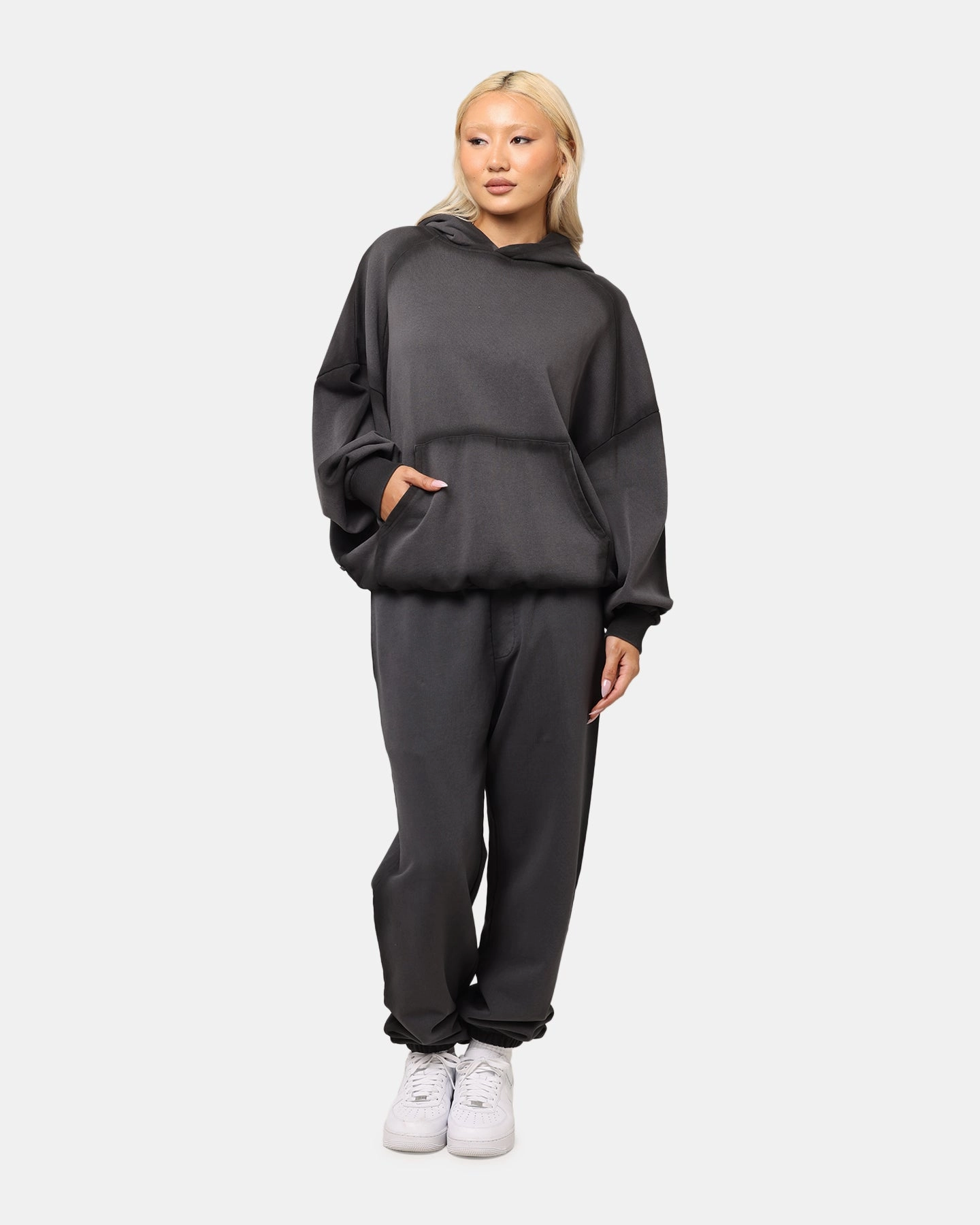 Saint Morta Contrast Wash Hoodie Black Wash Hook and loop fasteners Convertible Collar