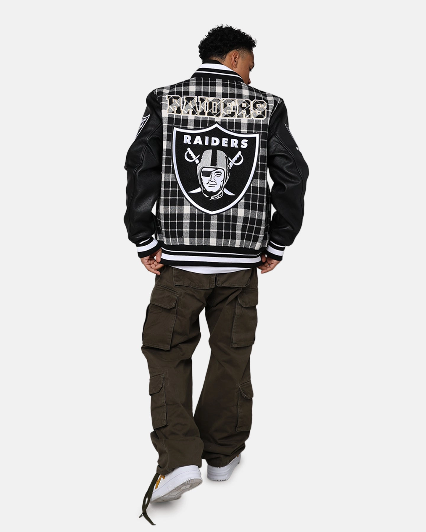 Pro Standard Las Vegas Raiders Pro Prep Plaid Jacket White/Black Lightweight Shield